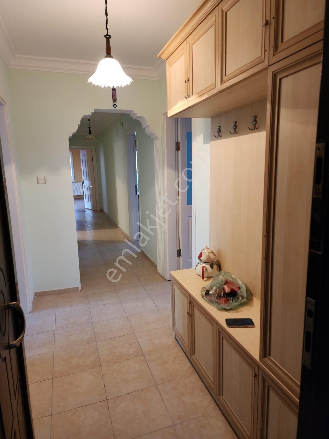 Merkezi Konumda 3+1 Geniş Ara Kat Satılık Daire - Görsel 22