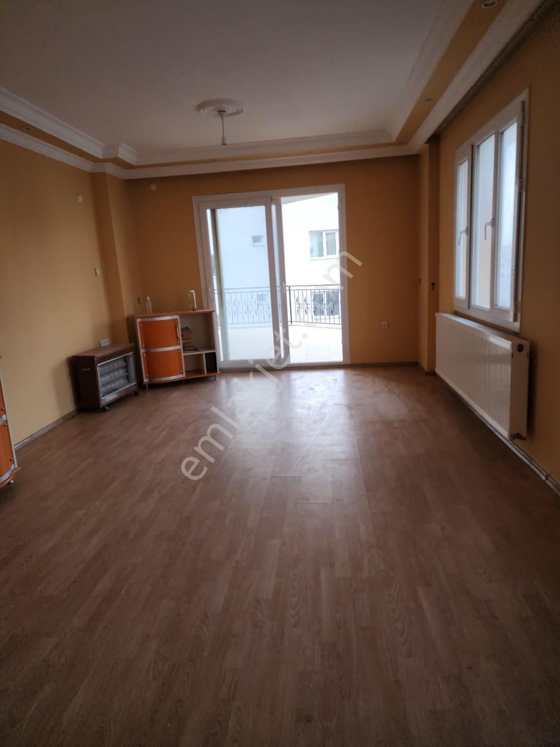 Merkezi Konumda 3+1 Geniş Ara Kat Satılık Daire - Görsel 8