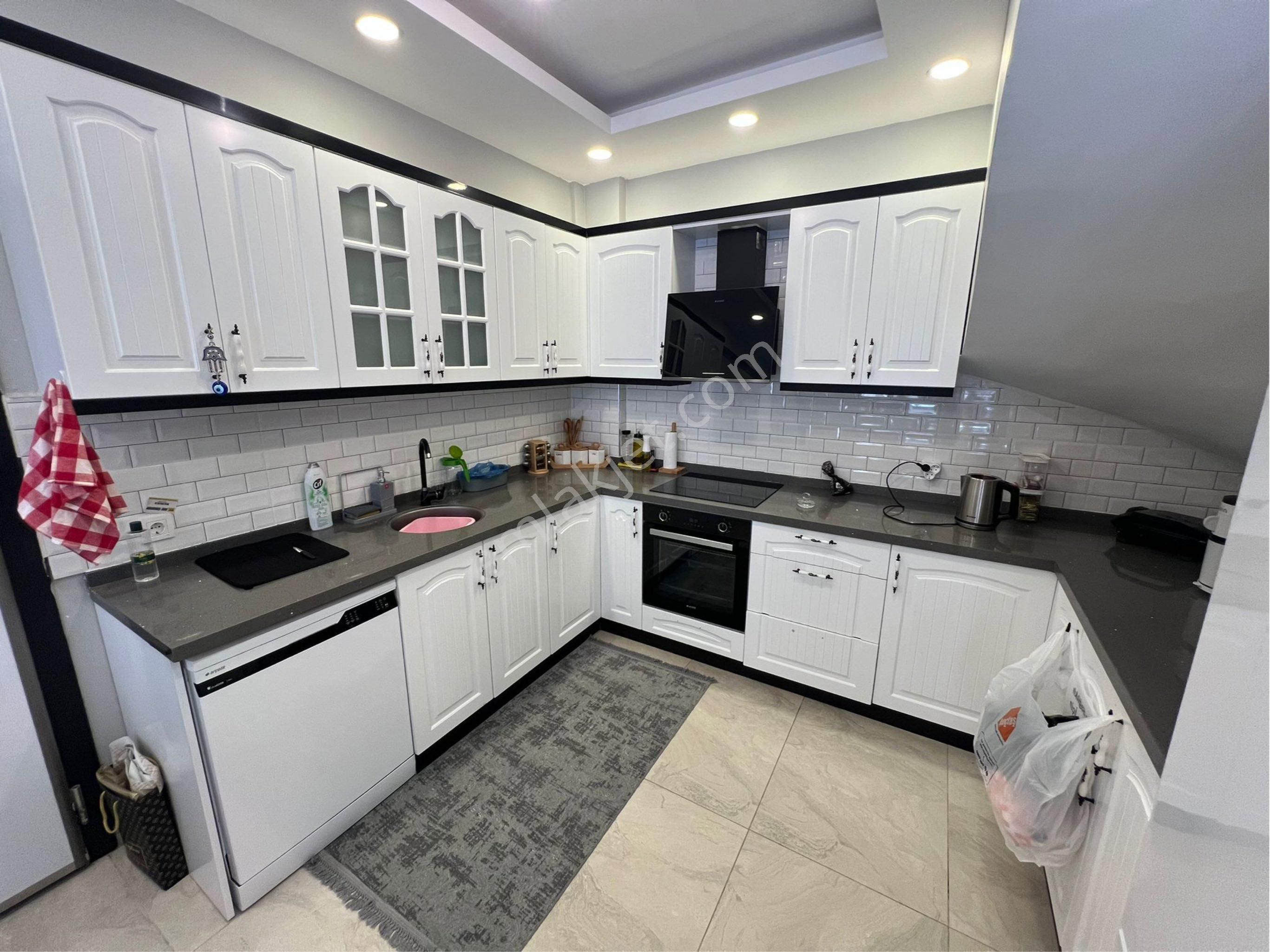 Ortamahallede Denize Yakın Sıfır Kelepir Villa - Görsel 20