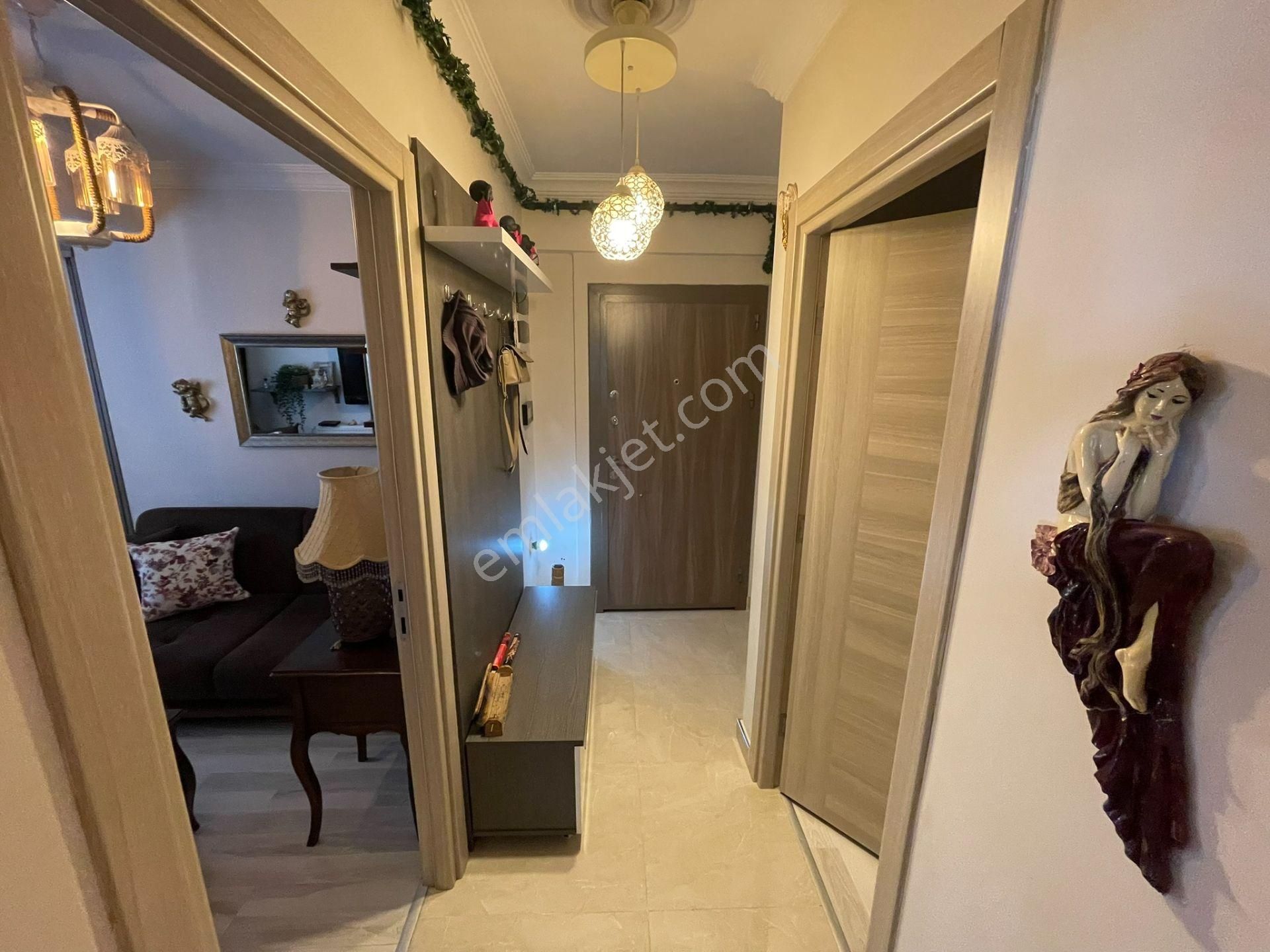 İzmir Konak Zafertepe Mahallesinde 2+1 Bakımlı Satılık Daire! - Görsel 18