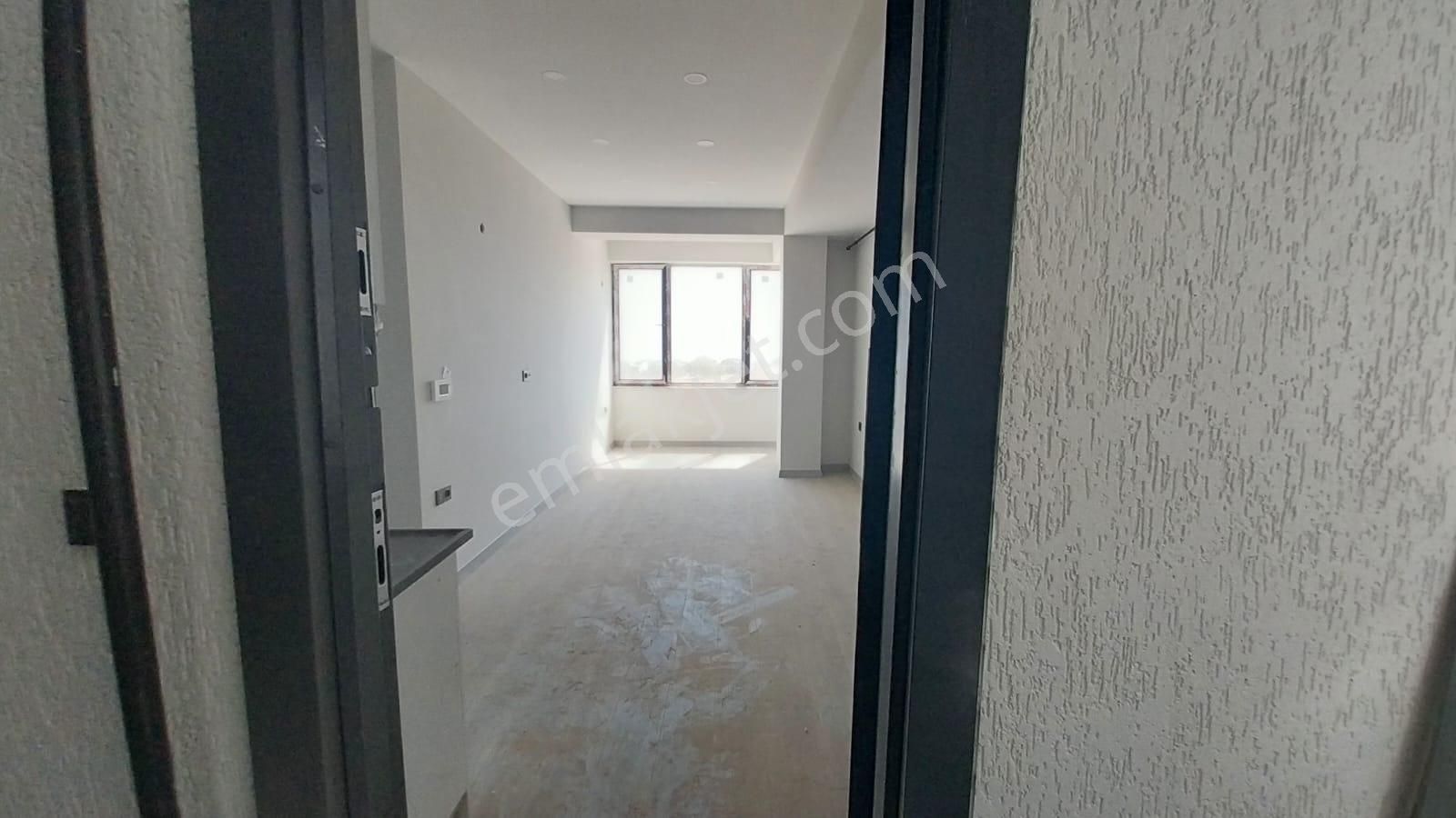 Ekşioğlu' Ndan Tekirdağ Süleymanpaşa Atatürk Mah Büyükşehir Belediyesi Yanı 2+0 Satılık Daire