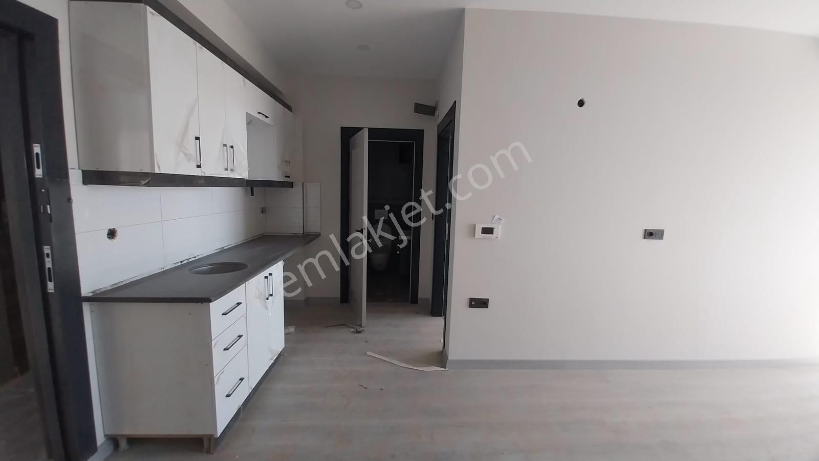 Ekşioğlu' Ndan Tekirdağ Süleymanpaşa Atatürk Mah Büyükşehir Belediyesi Yanı 2+0 Satılık Daire - Görsel 4