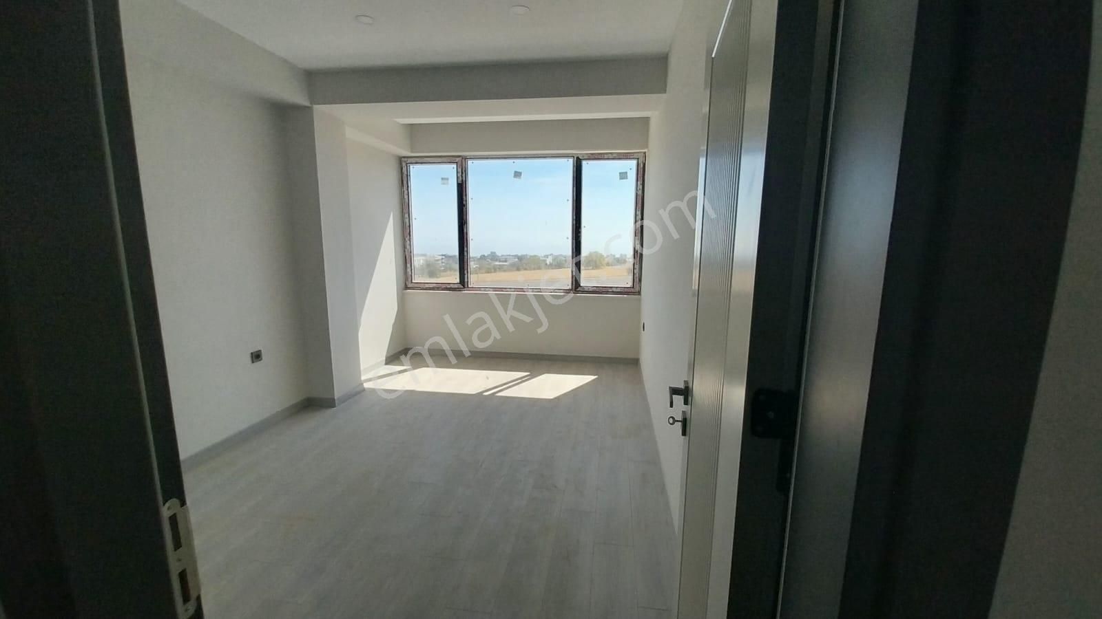 Ekşioğlu' Ndan Tekirdağ Süleymanpaşa Atatürk Mah Büyükşehir Belediyesi Yanı 2+0 Satılık Daire - Görsel 11