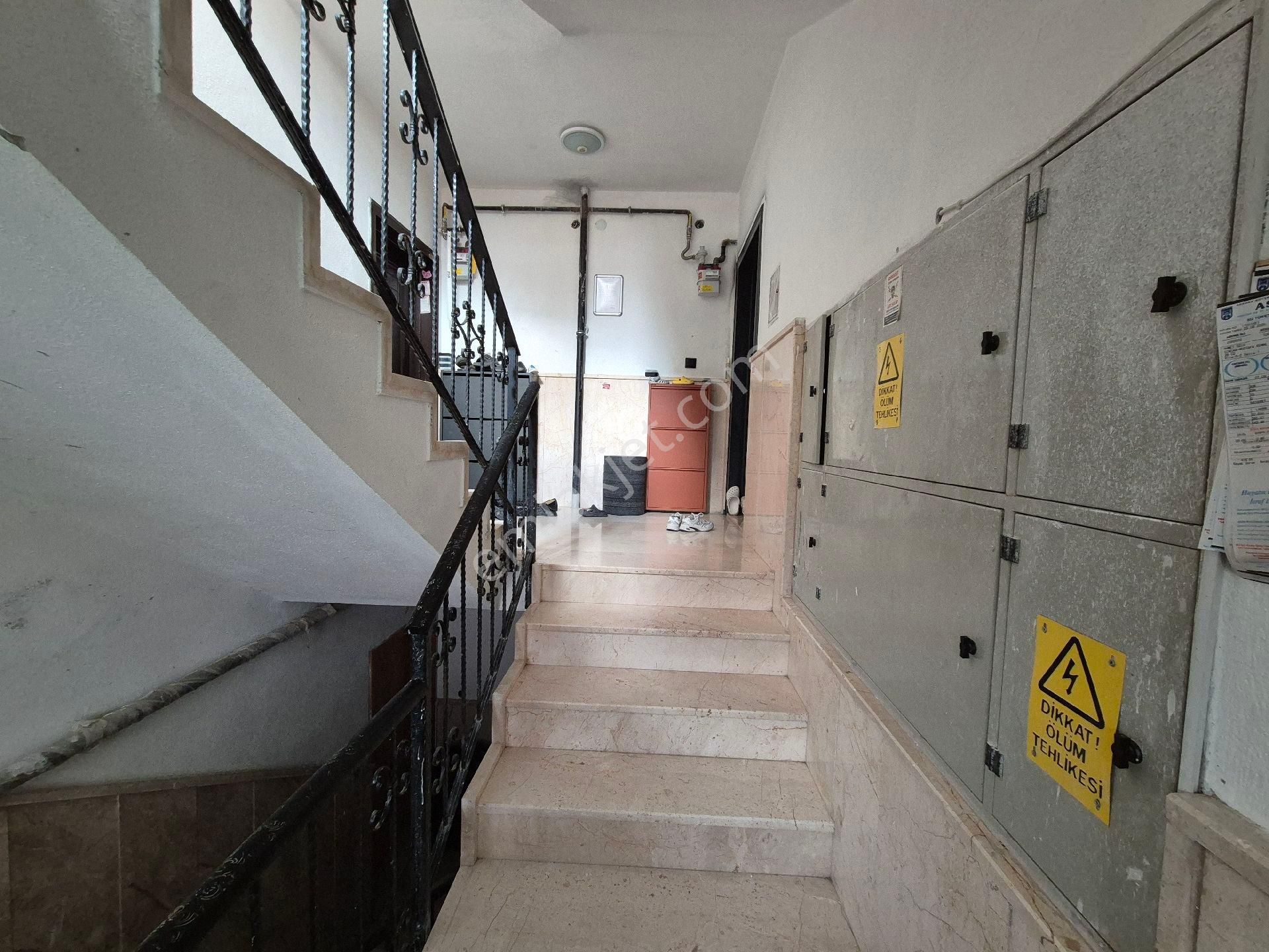 Site İçinde 3+1 Ebeveyn Banyolu Geniş Yapılı Daire - Görsel 5