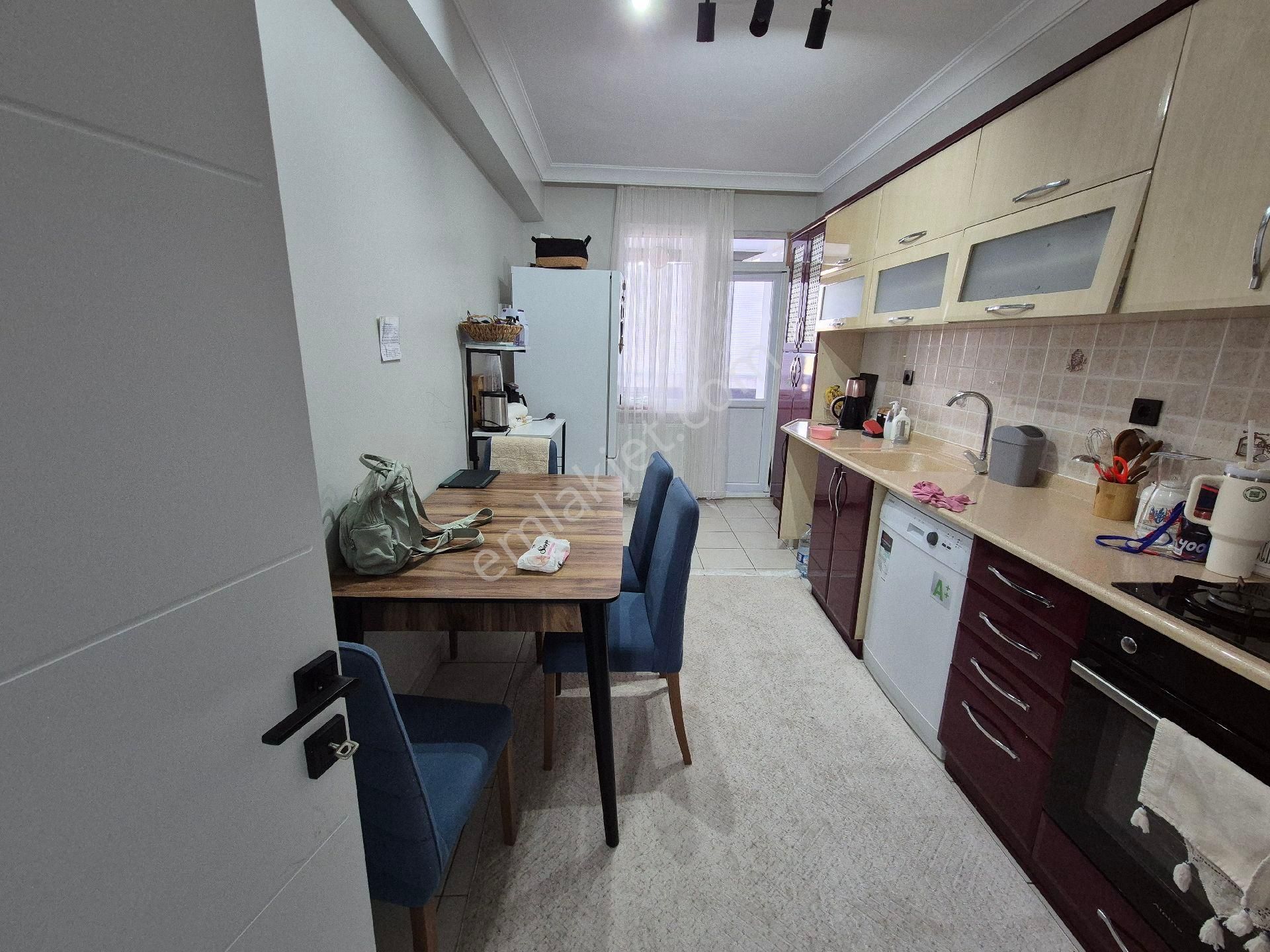 Site İçinde 3+1 Ebeveyn Banyolu Geniş Yapılı Daire - Görsel 18