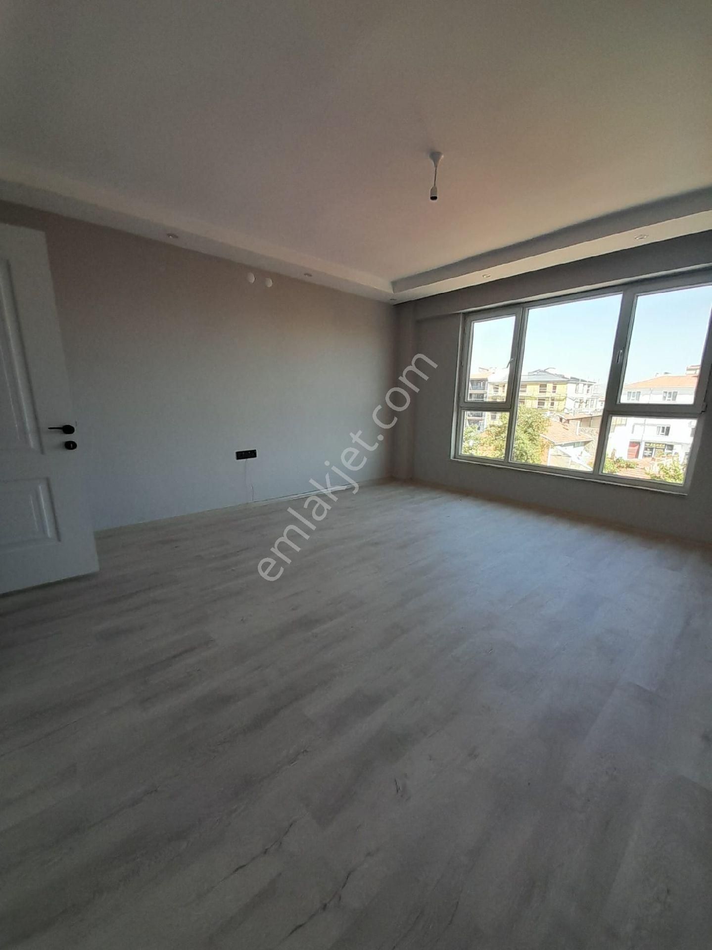 Esentepe Mahallesinde Yeni Yapılan Emminiyet Müdürlüğü Yakını - Görsel 13