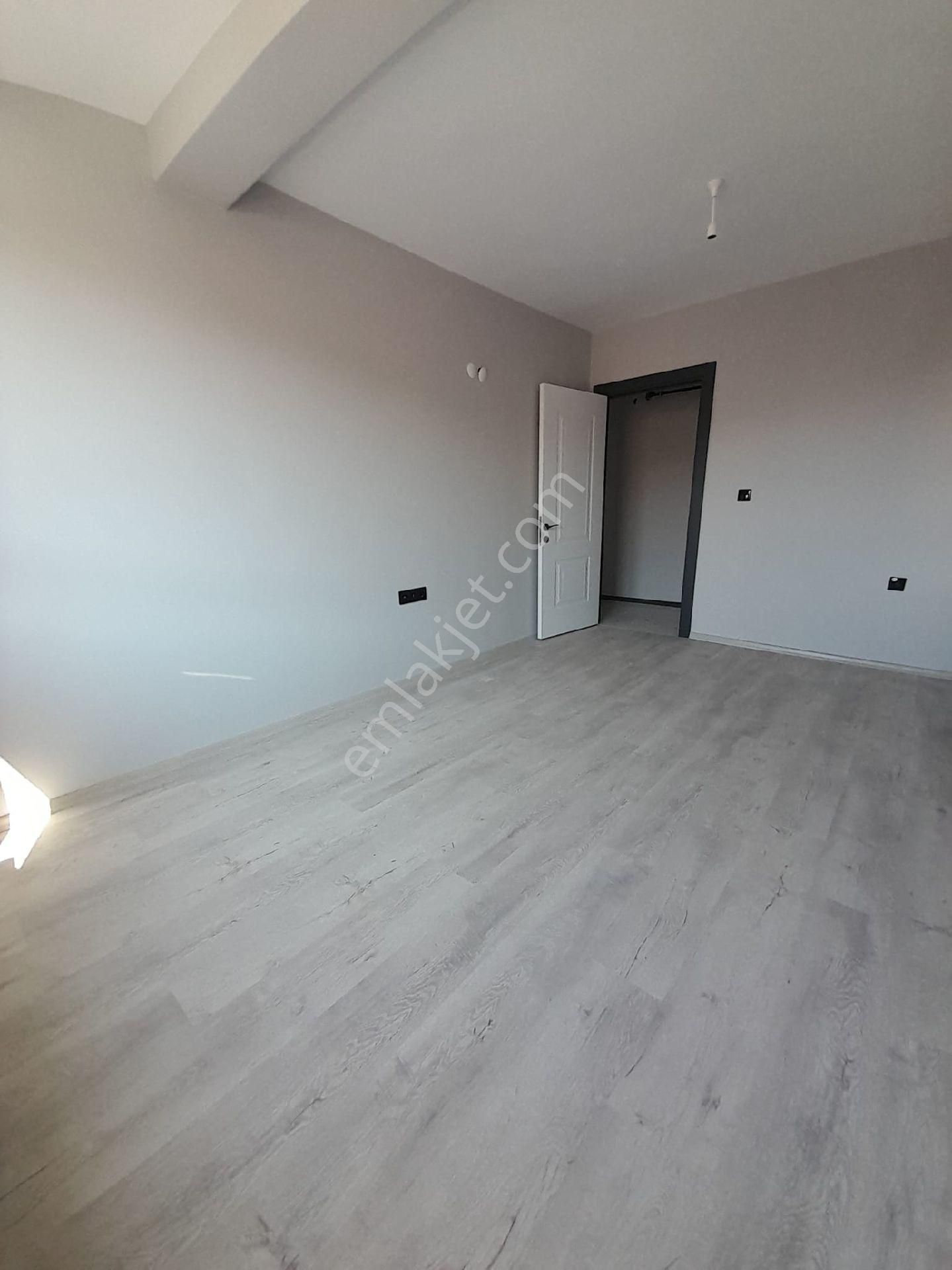 Esentepe Mahallesinde Yeni Yapılan Emminiyet Müdürlüğü Yakını - Görsel 8