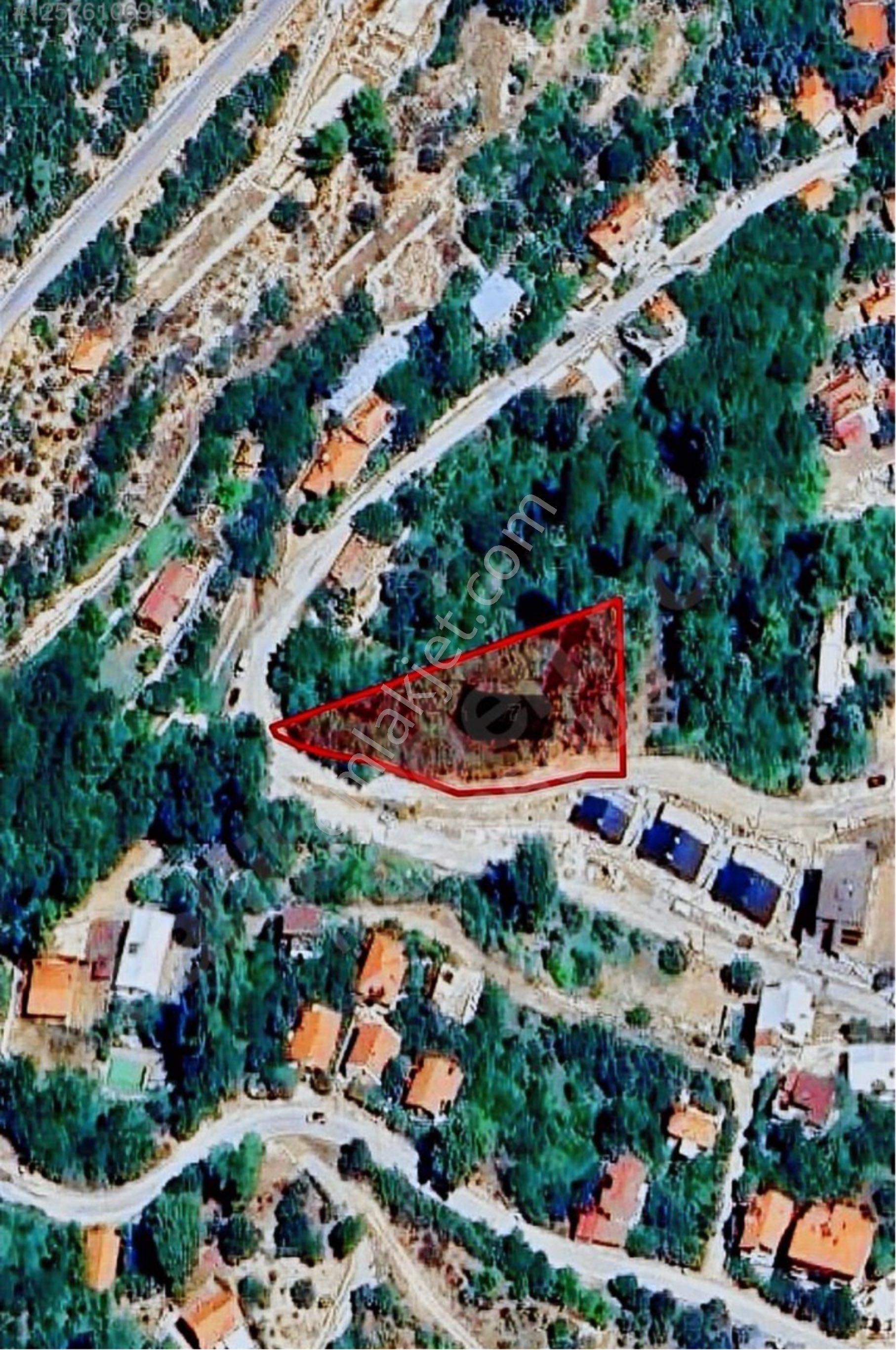 Antalya Konyaaltı Geyikbayırı Mahallesinde Hisseli Tapulu 882m2 Arsa - Görsel 4