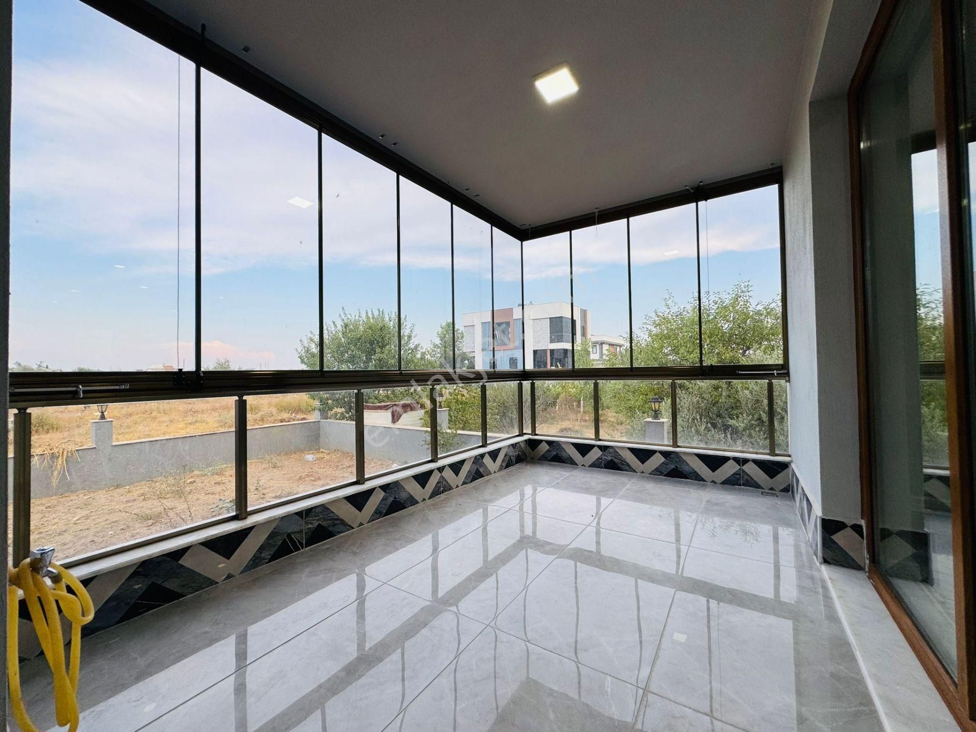 4+1 Yeniköyde 360 M2 Arsaya Sahip Müstakil Kelepir Villa - Görsel 9