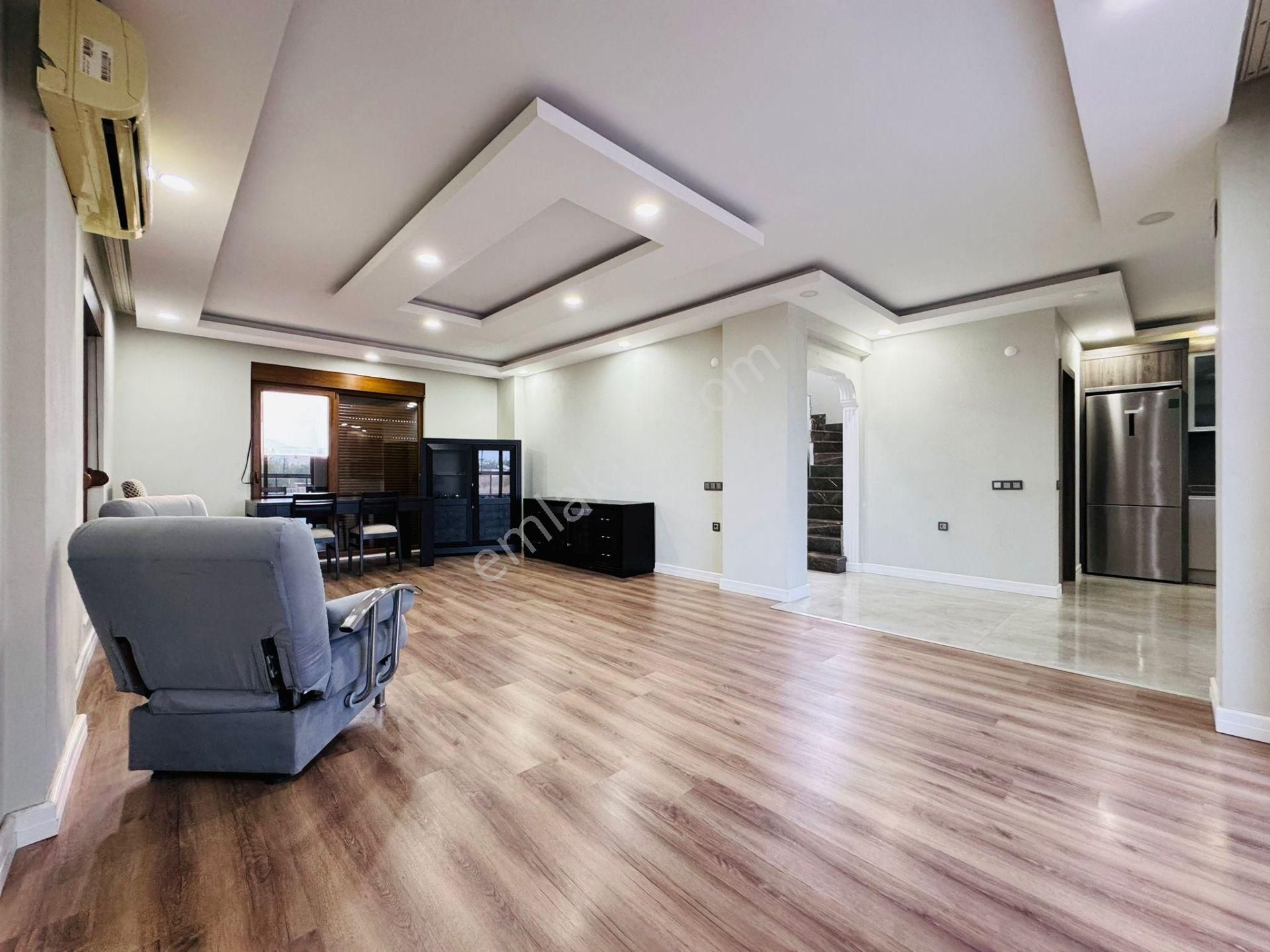 4+1 Yeniköyde 360 M2 Arsaya Sahip Müstakil Kelepir Villa - Görsel 6