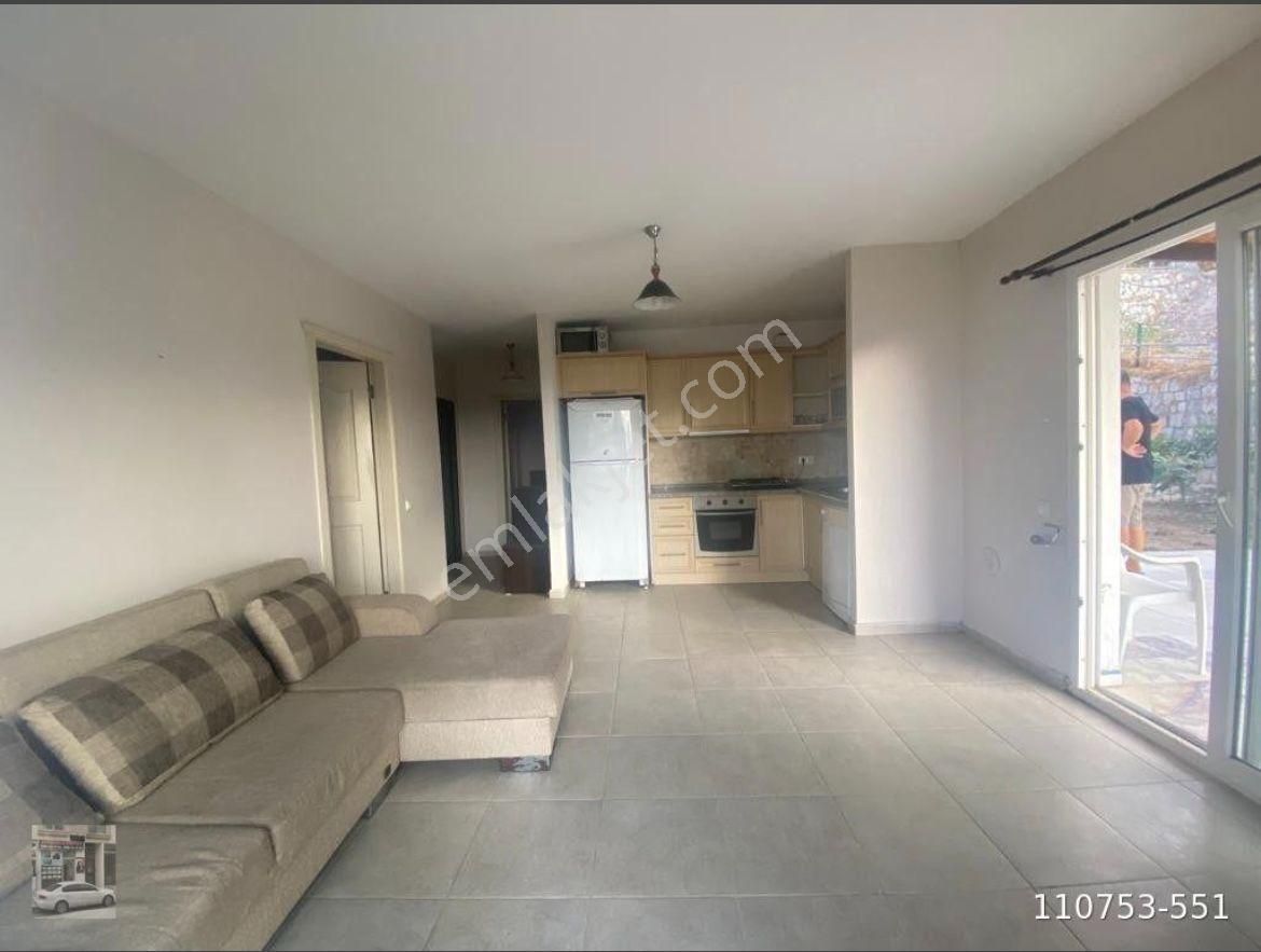 Muğla/milas/güllük'te Site İçerisinde 2+1 Deniz Manzaralı Bahçeli Kiralık Eşyasız Daire !! - Görsel 7