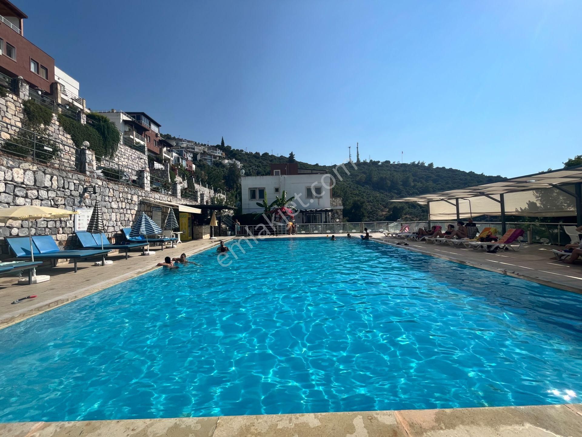 Muğla/milas/güllük'te Site İçerisinde 2+1 Deniz Manzaralı Bahçeli Kiralık Eşyasız Daire !! - Görsel 22