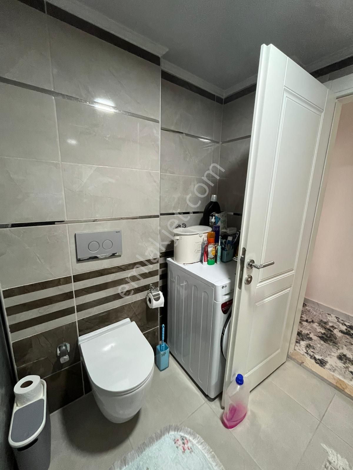 Afyon Üçok Emlaktan Satılık 4+1 Sıfır Ayarında Lüx Arakat Fırsat Daire - Görsel 8