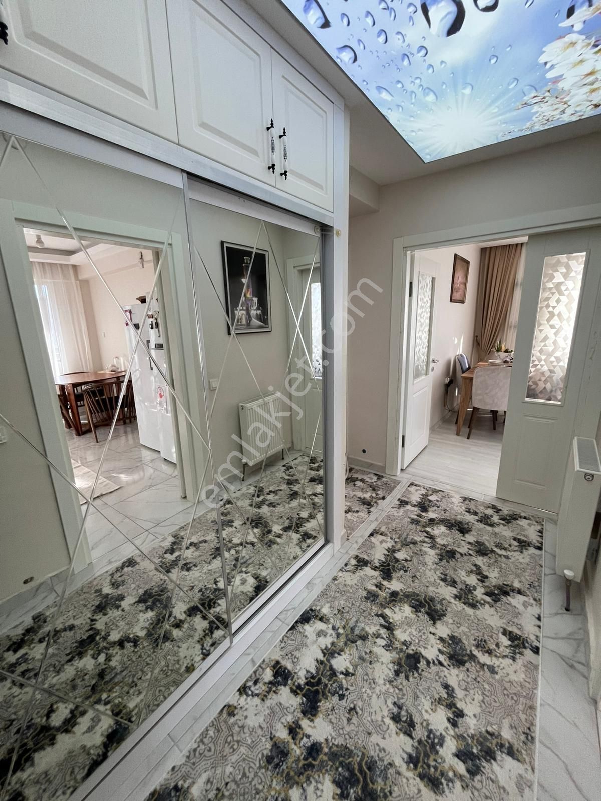 Afyon Üçok Emlaktan Satılık 4+1 Sıfır Ayarında Lüx Arakat Fırsat Daire - Görsel 4