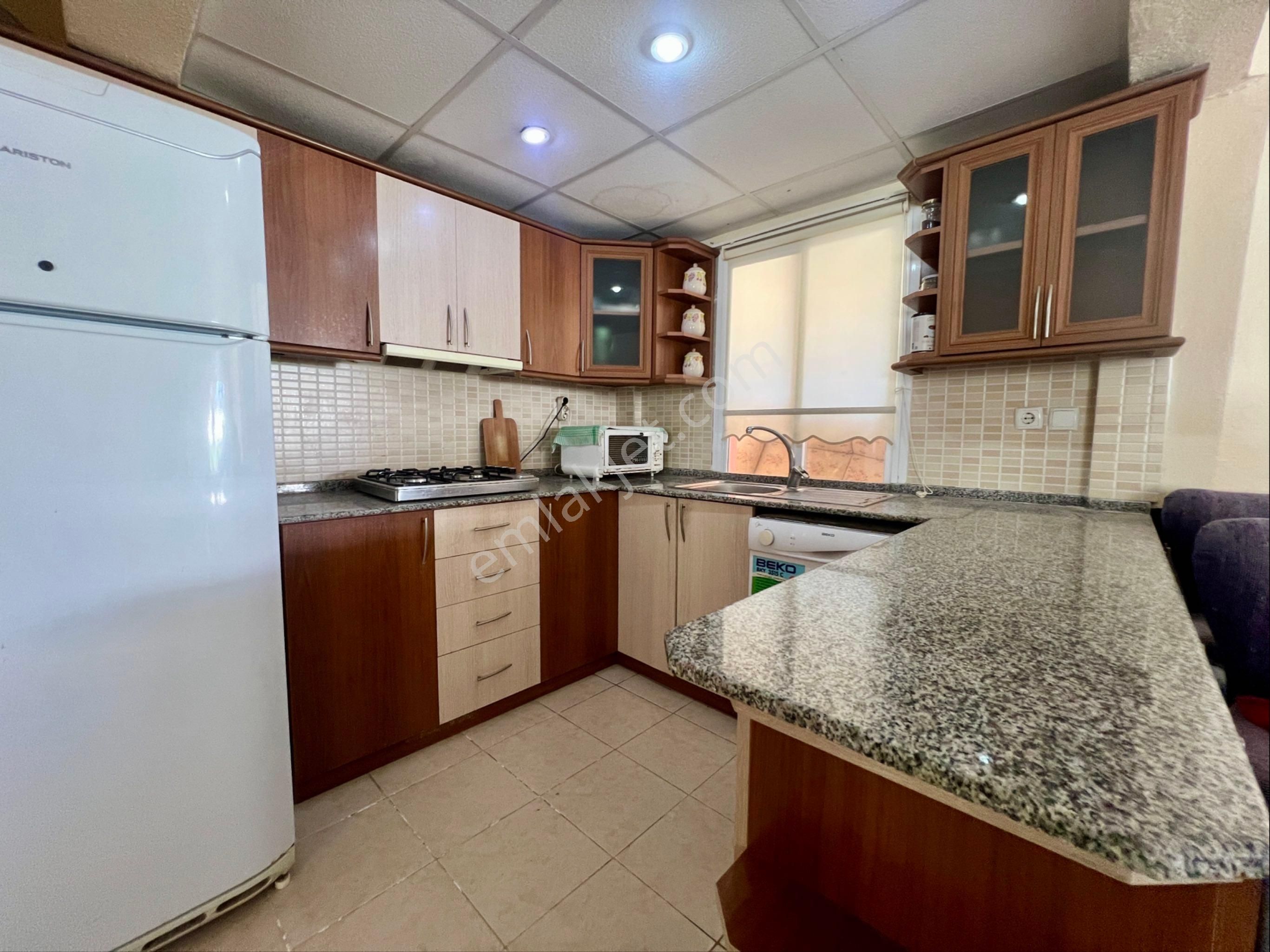 Çeşme Cumhuriyet Mahallesi Satılık Villa 3+1 Geniş Bahçeli - Görsel 21