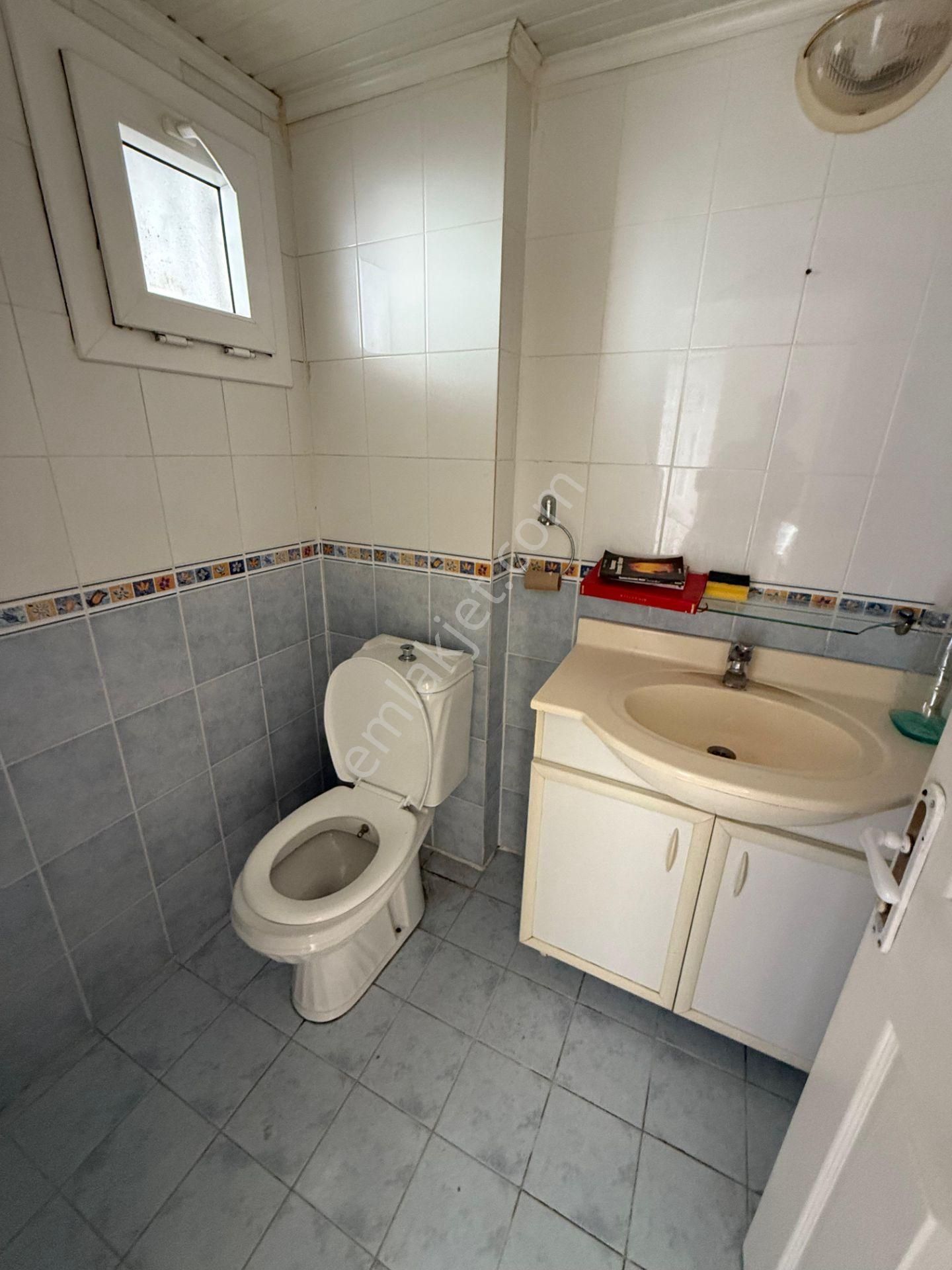 Karslılar'da Trt Cvr 5+2/3 Mutfak/3 Banyo/bahçeli/forleks Villa - Görsel 15