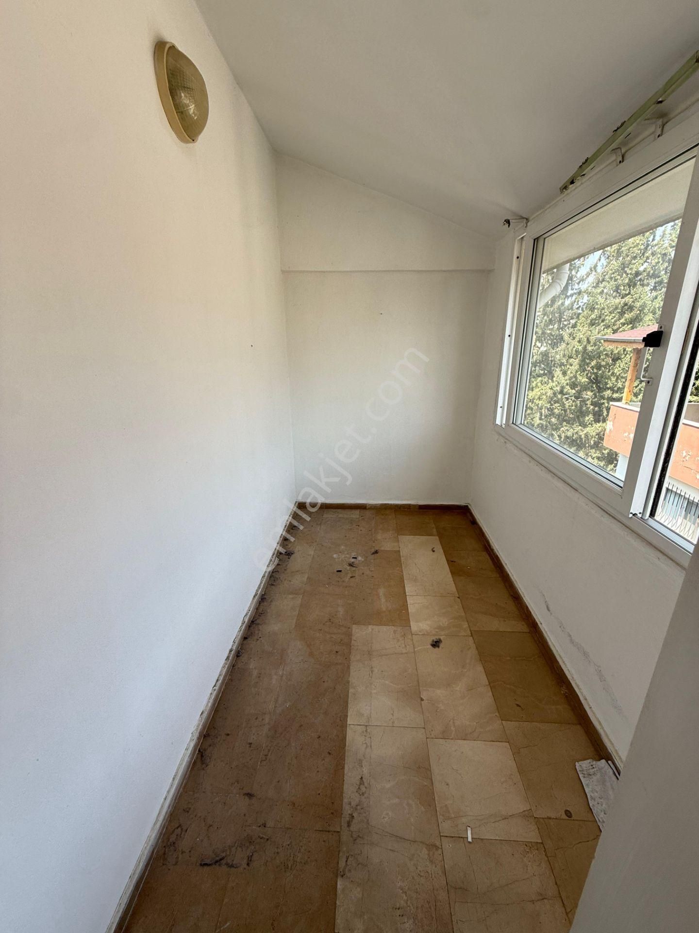 Karslılar'da Trt Cvr 5+2/3 Mutfak/3 Banyo/bahçeli/forleks Villa - Görsel 24