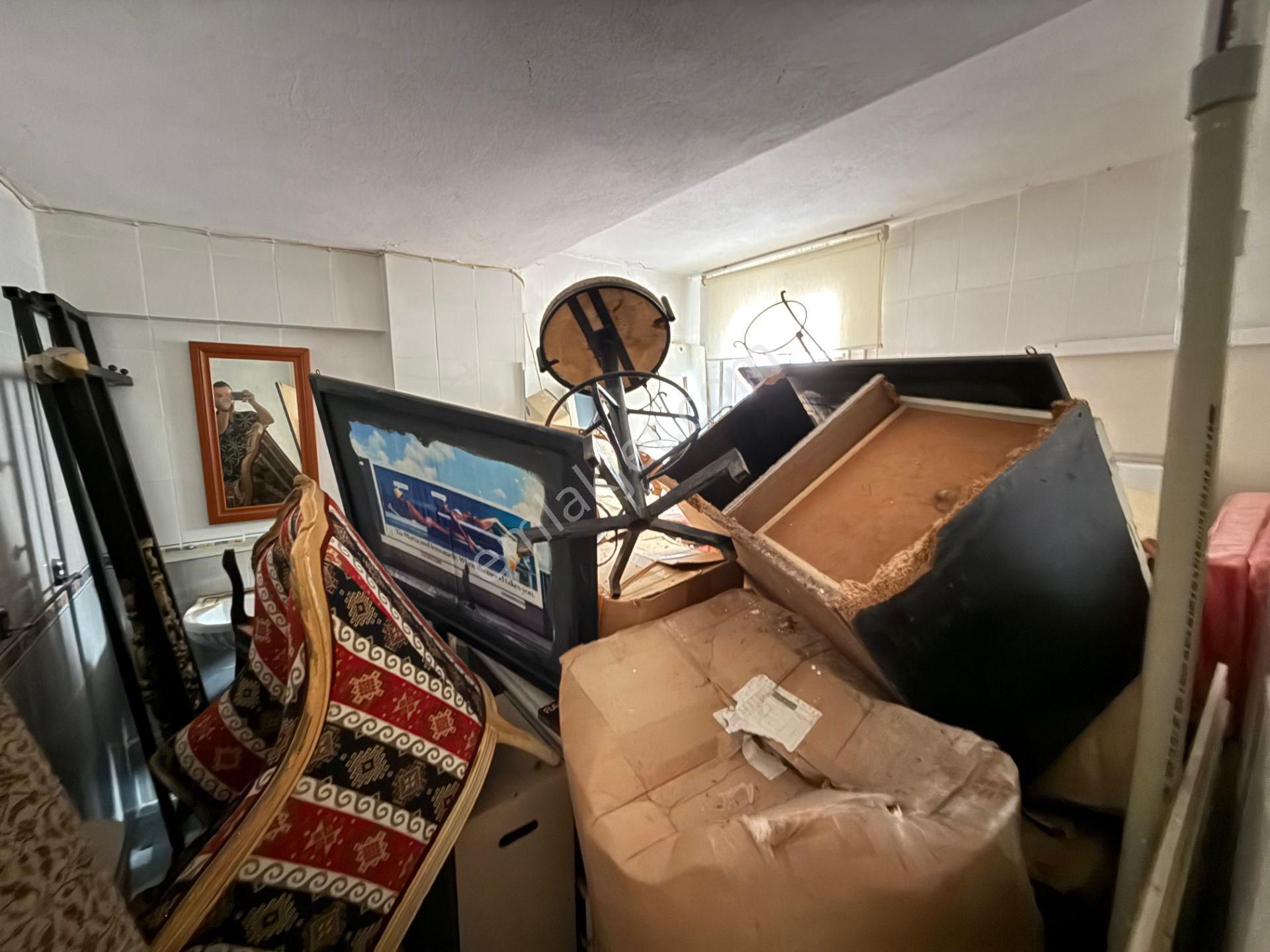 Karslılar'da Trt Cvr 5+2/3 Mutfak/3 Banyo/bahçeli/forleks Villa - Görsel 18