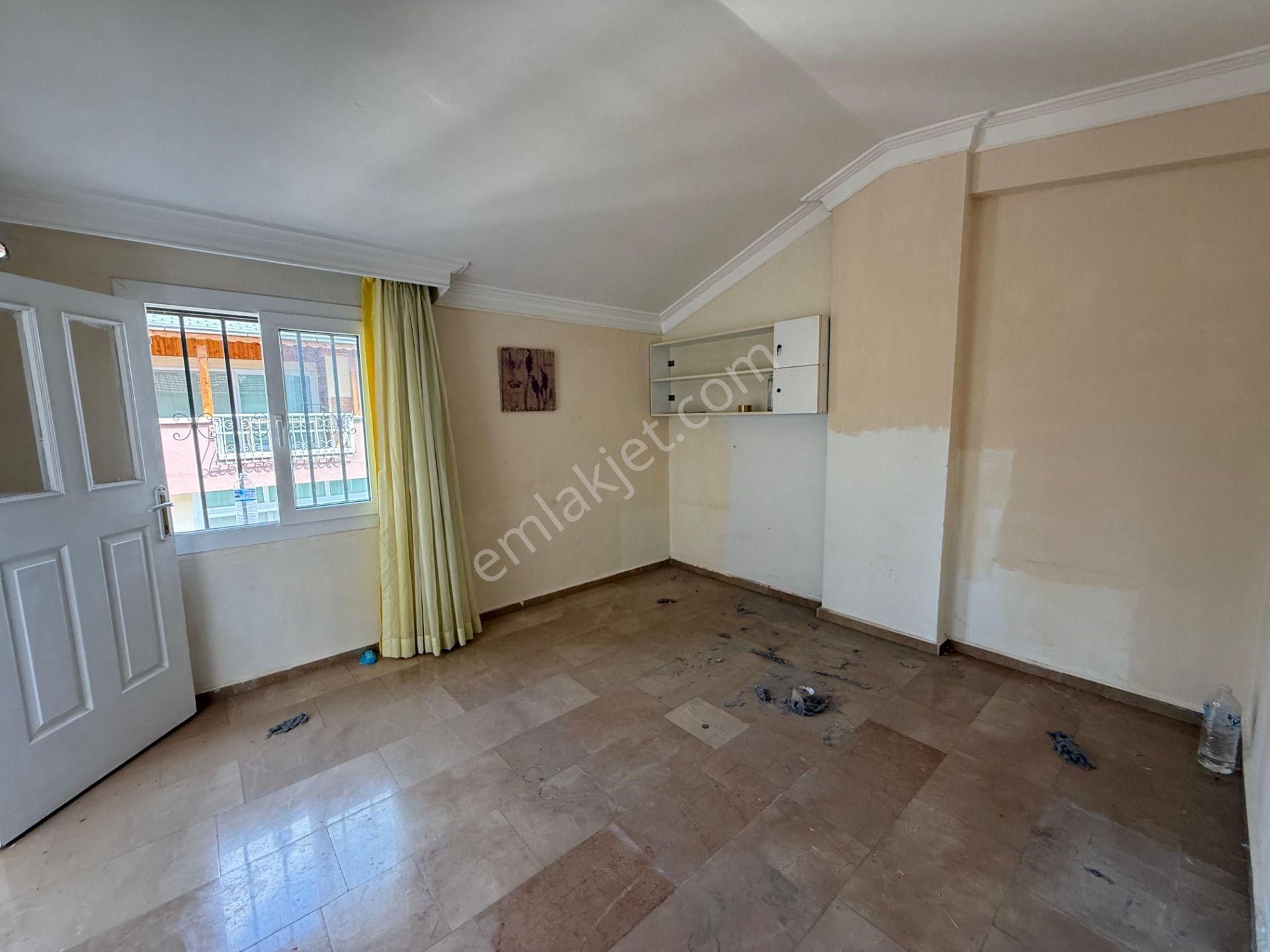 Karslılar'da Trt Cvr 5+2/3 Mutfak/3 Banyo/bahçeli/forleks Villa - Görsel 23