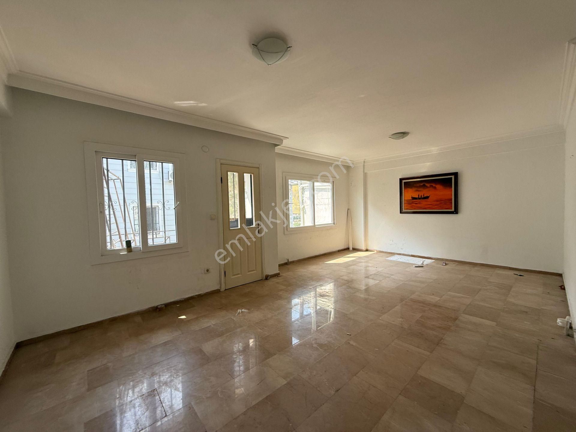 Karslılar'da Trt Cvr 5+2/3 Mutfak/3 Banyo/bahçeli/forleks Villa - Görsel 8