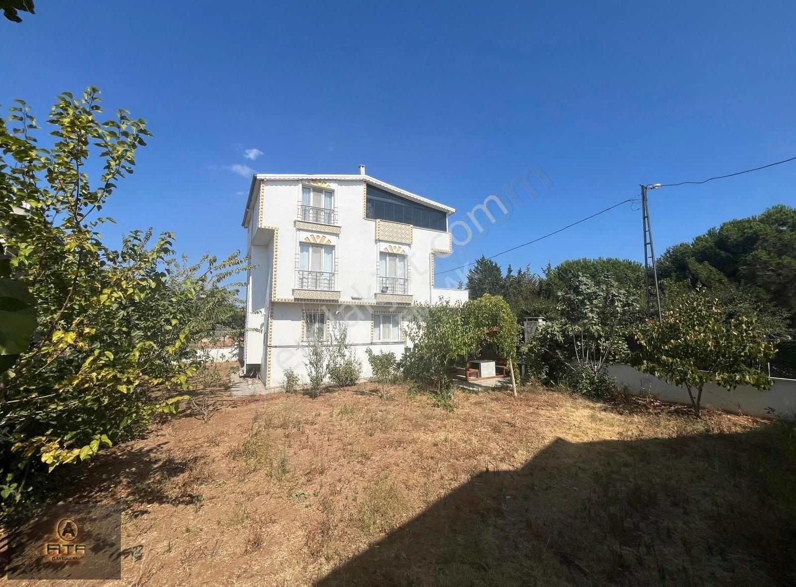 Ata Gayrimenkul'den 460 M2 Arsa Paylı 5+1 Satılık Villa - Görsel 5