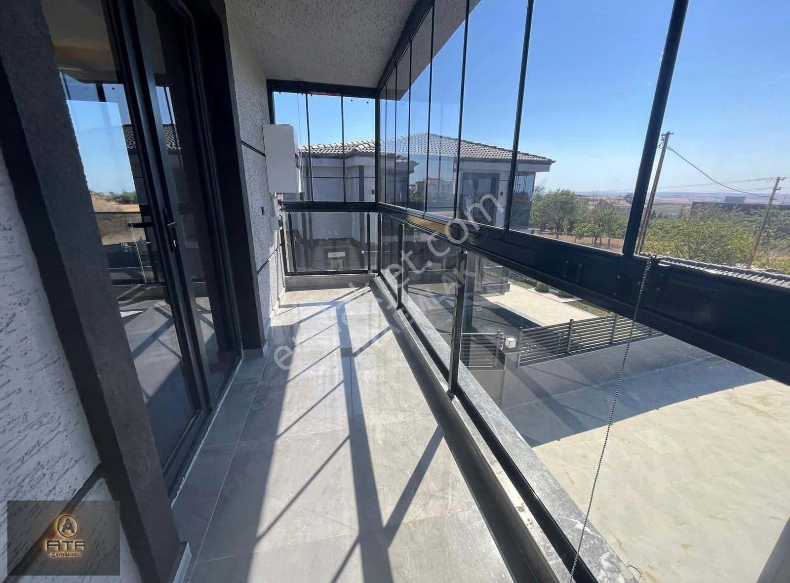 Havuzlu Müstakil 4+1 Ultra Lüks Dizayn Villa Sahibini Bekliyor. - Görsel 23