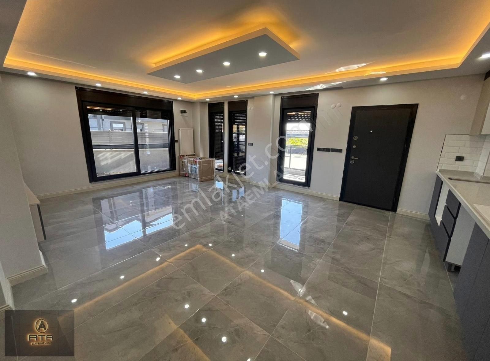 Havuzlu Müstakil 4+1 Ultra Lüks Dizayn Villa Sahibini Bekliyor. - Görsel 18