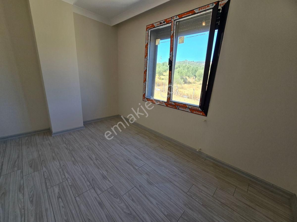 Altınoluk Satılık Müstakil Villa / Deniz Manzaralı / 550 M2 Arsa İçinde - Görsel 32