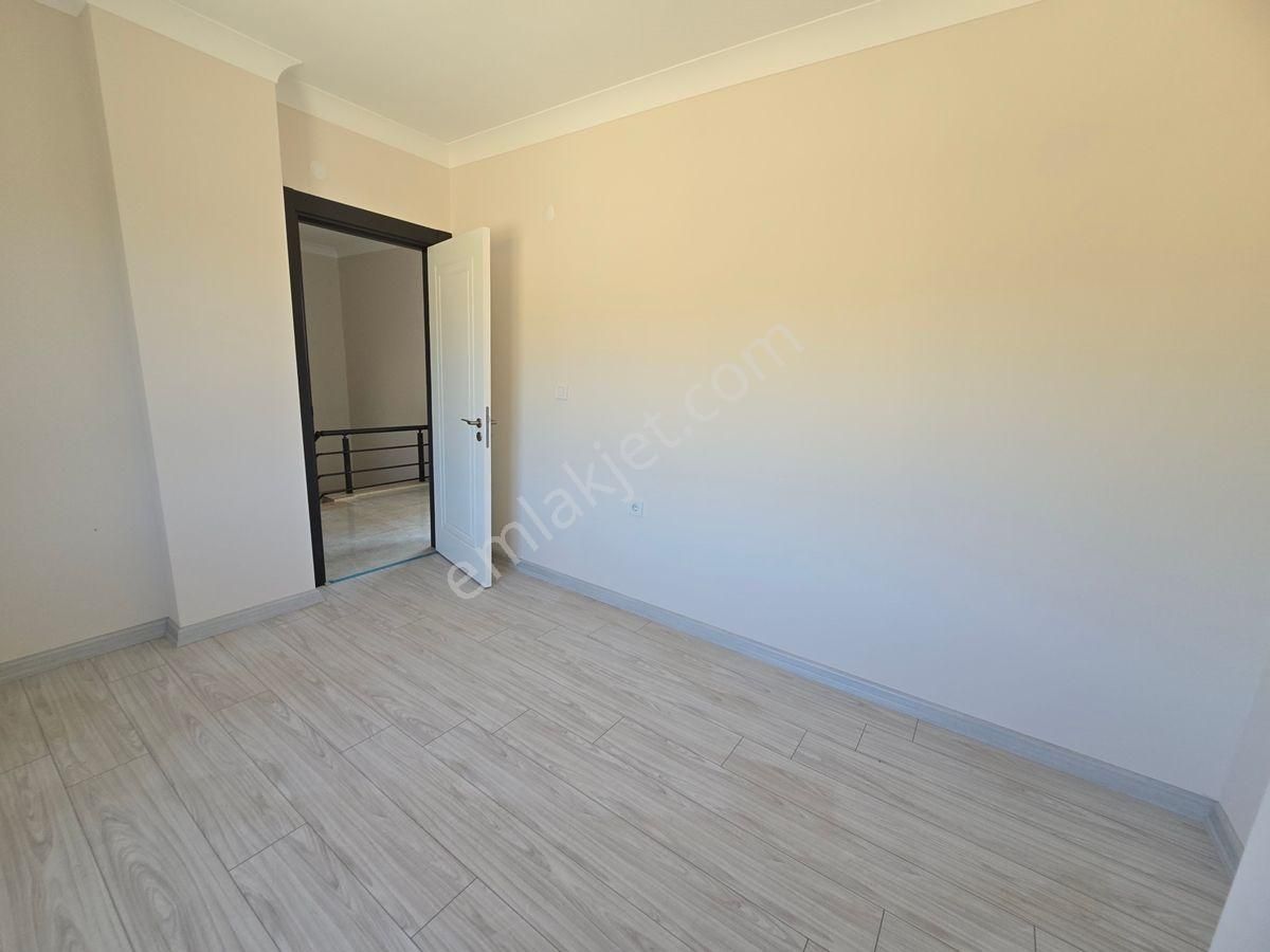 Altınoluk Satılık Müstakil Villa / Deniz Manzaralı / 550 M2 Arsa İçinde - Görsel 33