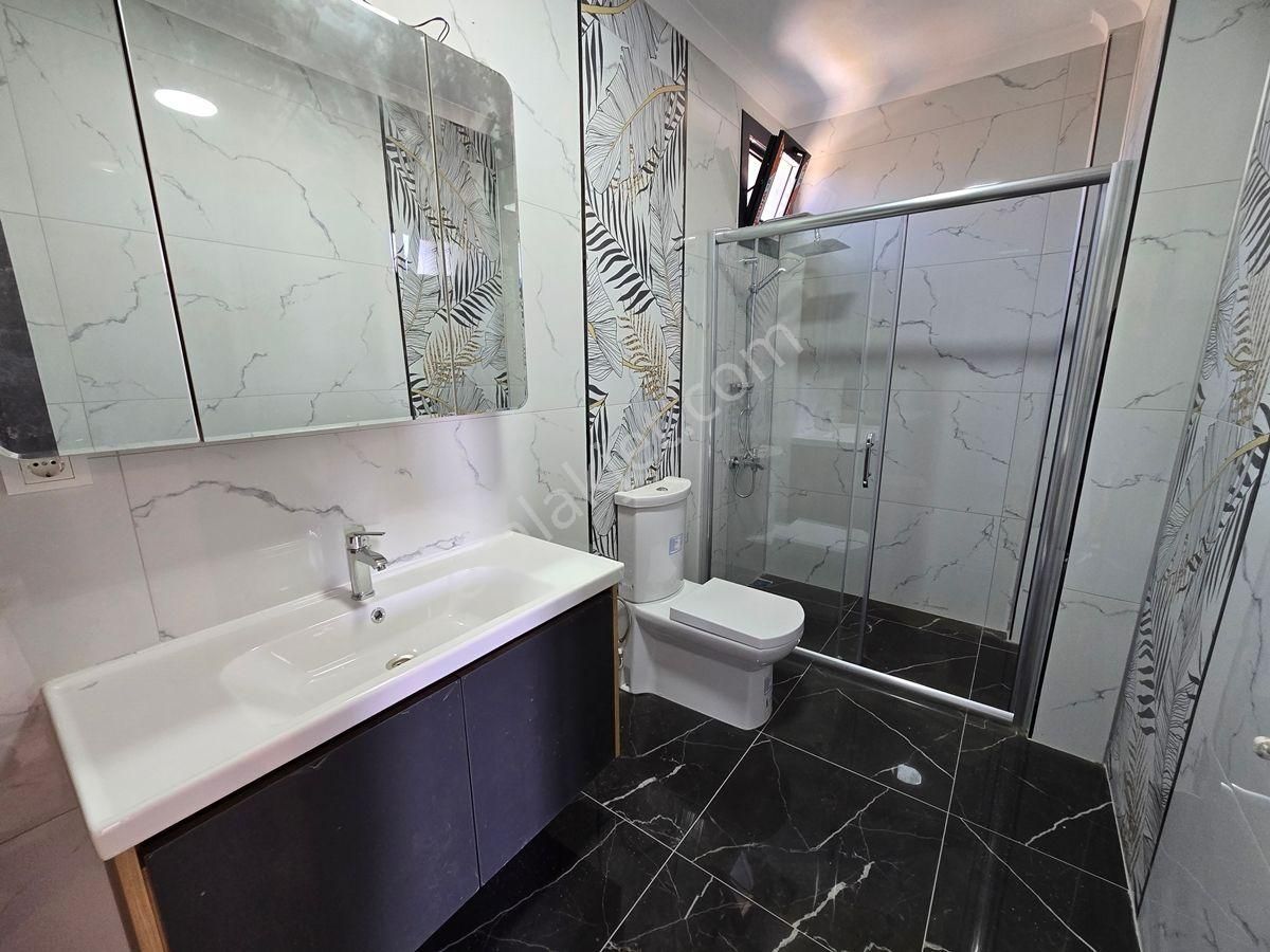 Altınoluk Satılık Müstakil Villa / Deniz Manzaralı / 550 M2 Arsa İçinde - Görsel 21