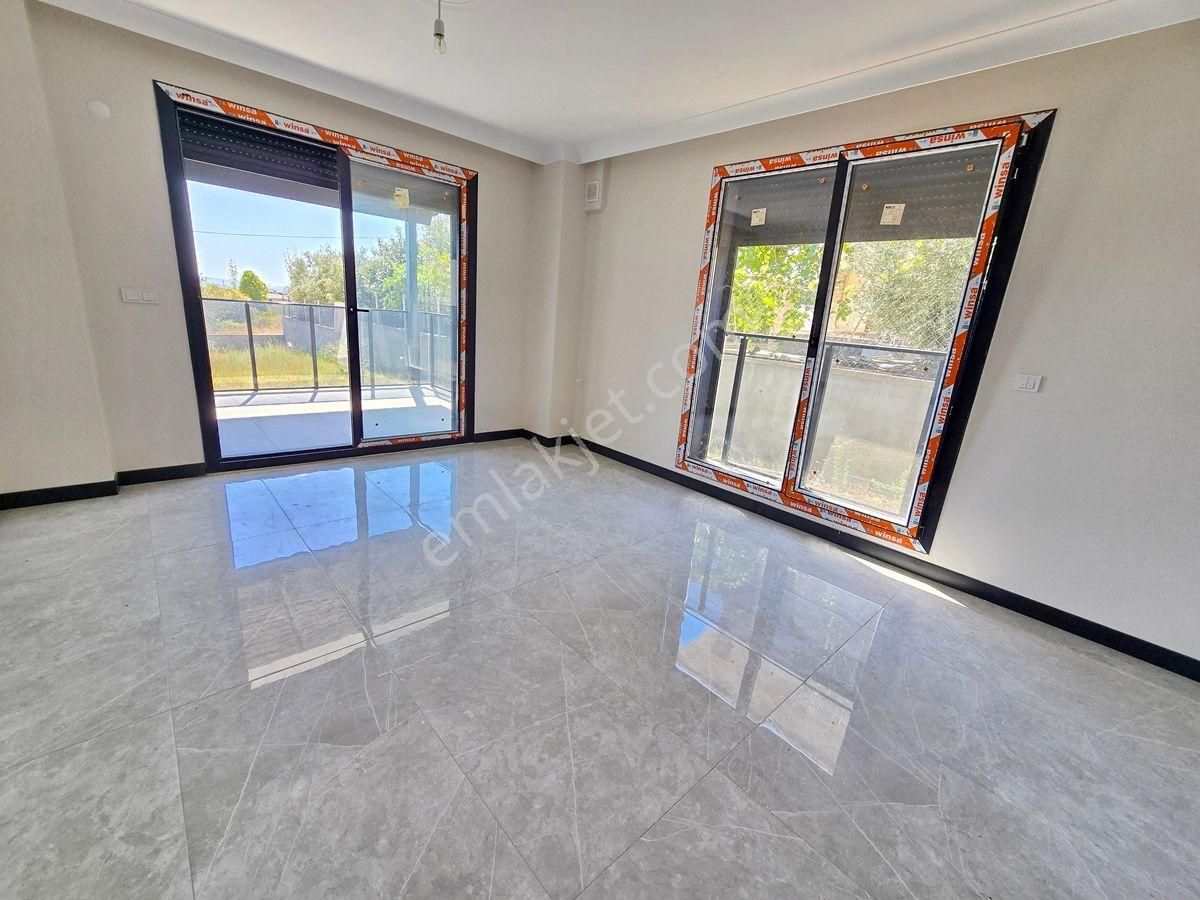 Altınoluk Satılık Müstakil Villa / Deniz Manzaralı / 550 M2 Arsa İçinde - Görsel 4