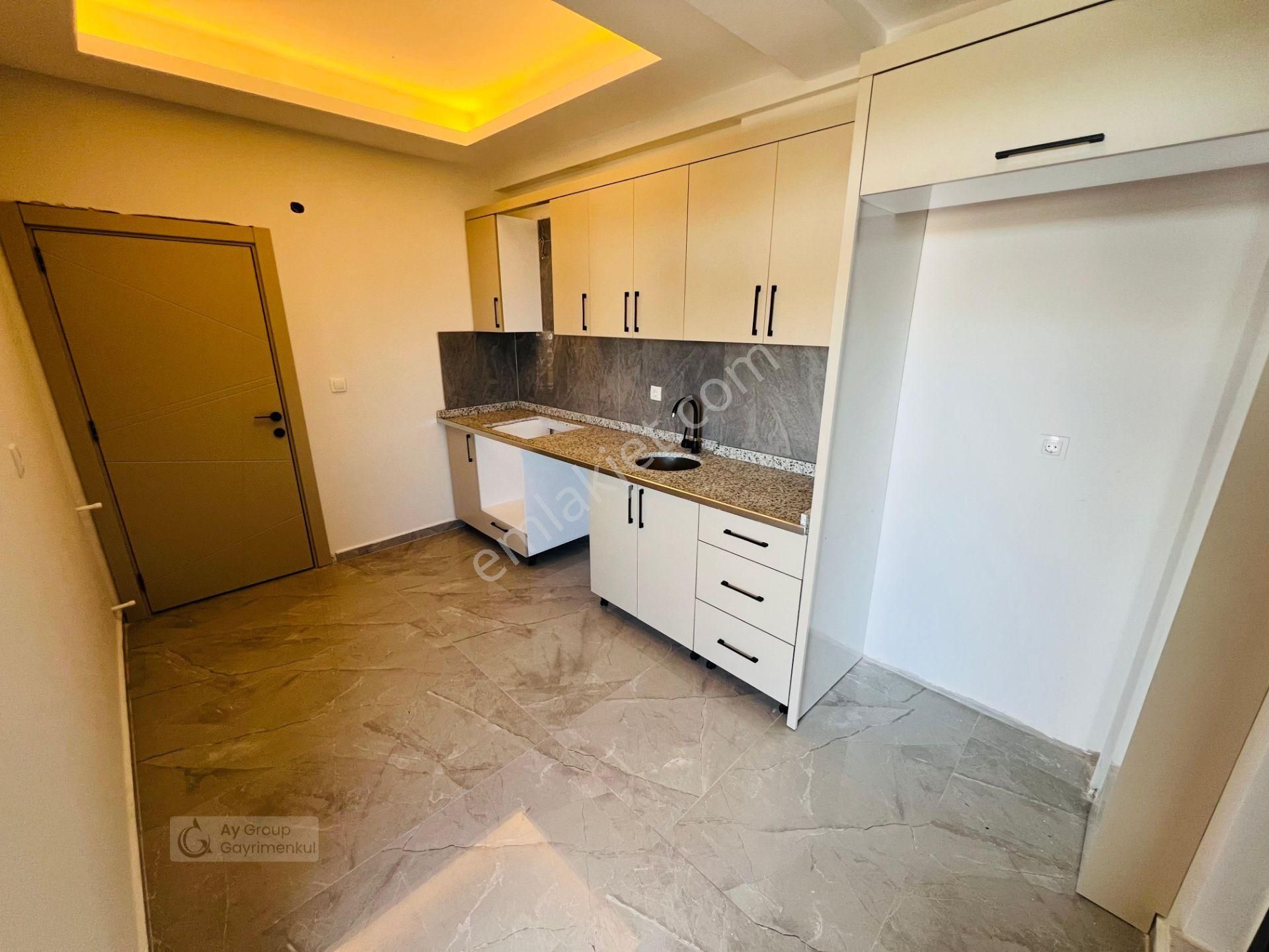 2+1 Fevzi Çakmakta Ana Cadde Üzeri Havuzlu & Otoparklı Sitede - Görsel 12