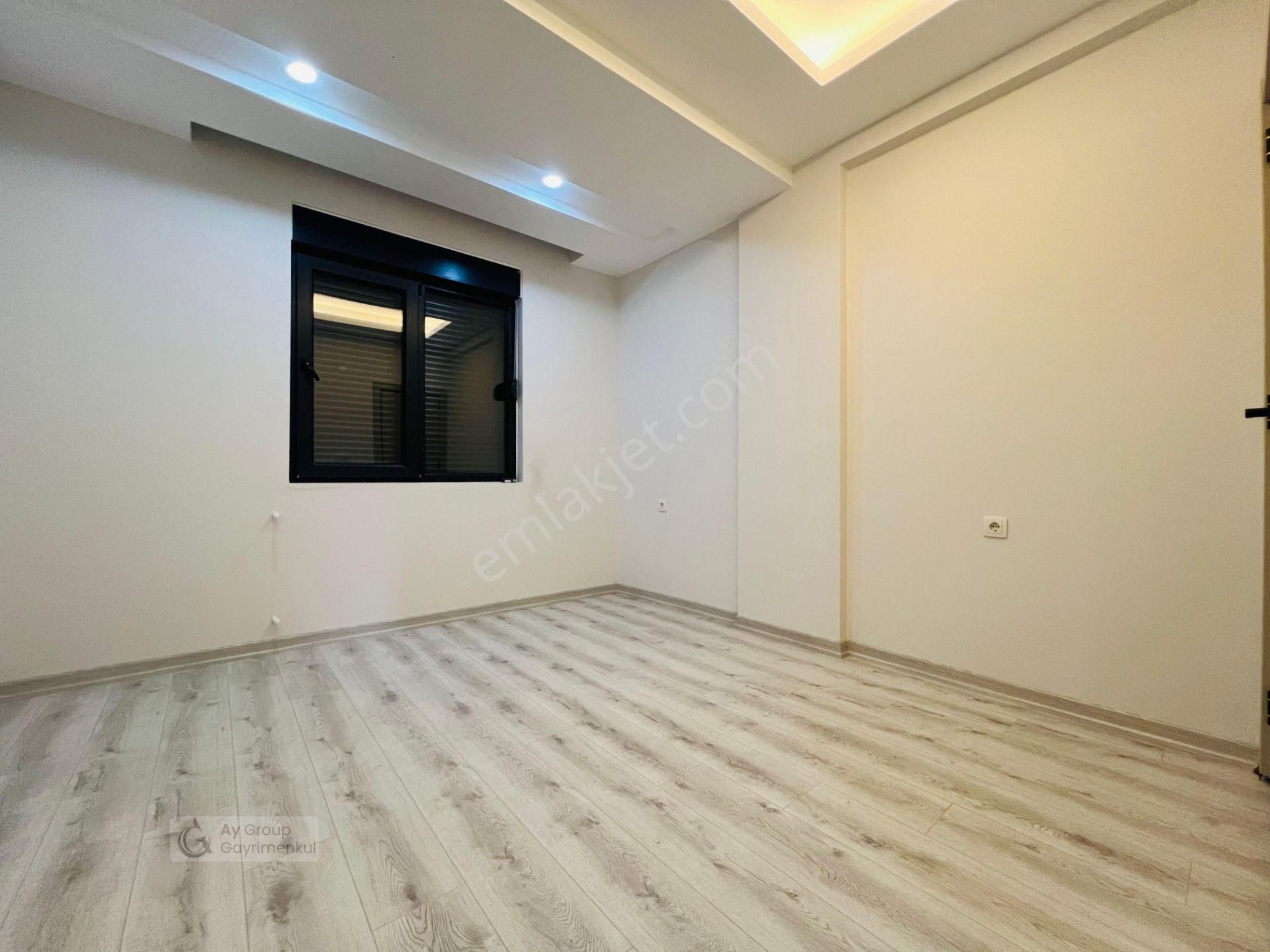 2+1 Fevzi Çakmakta Ana Cadde Üzeri Havuzlu & Otoparklı Sitede - Görsel 4