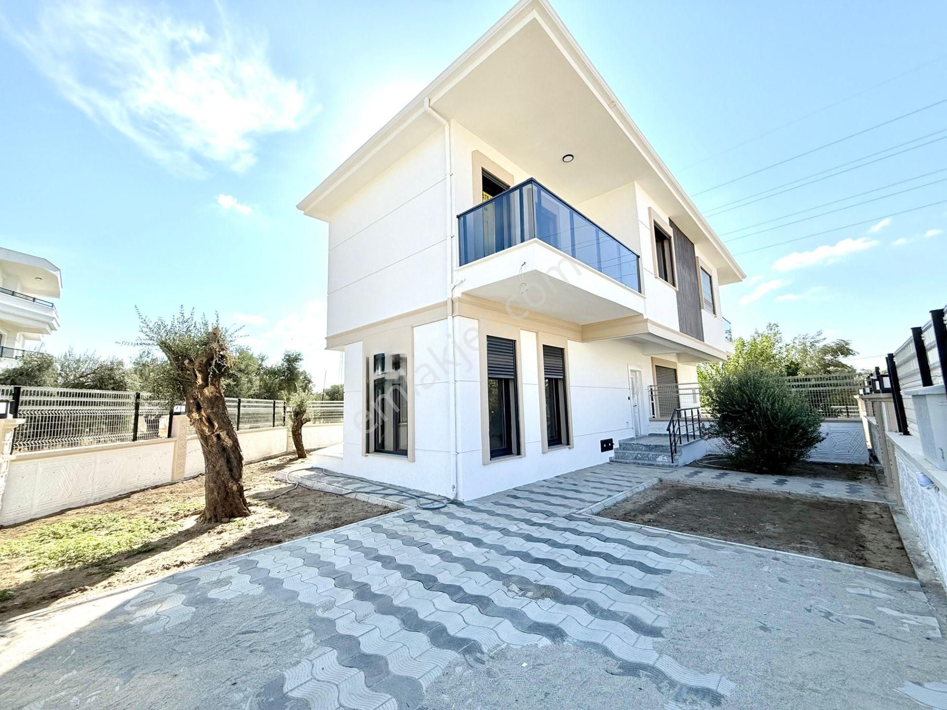 ▶ ▶ Akçay Körfez'den Geniş Bahçeli Şık Tasarımlı 3+1 Sıfır Satılık Villa - Görsel 34