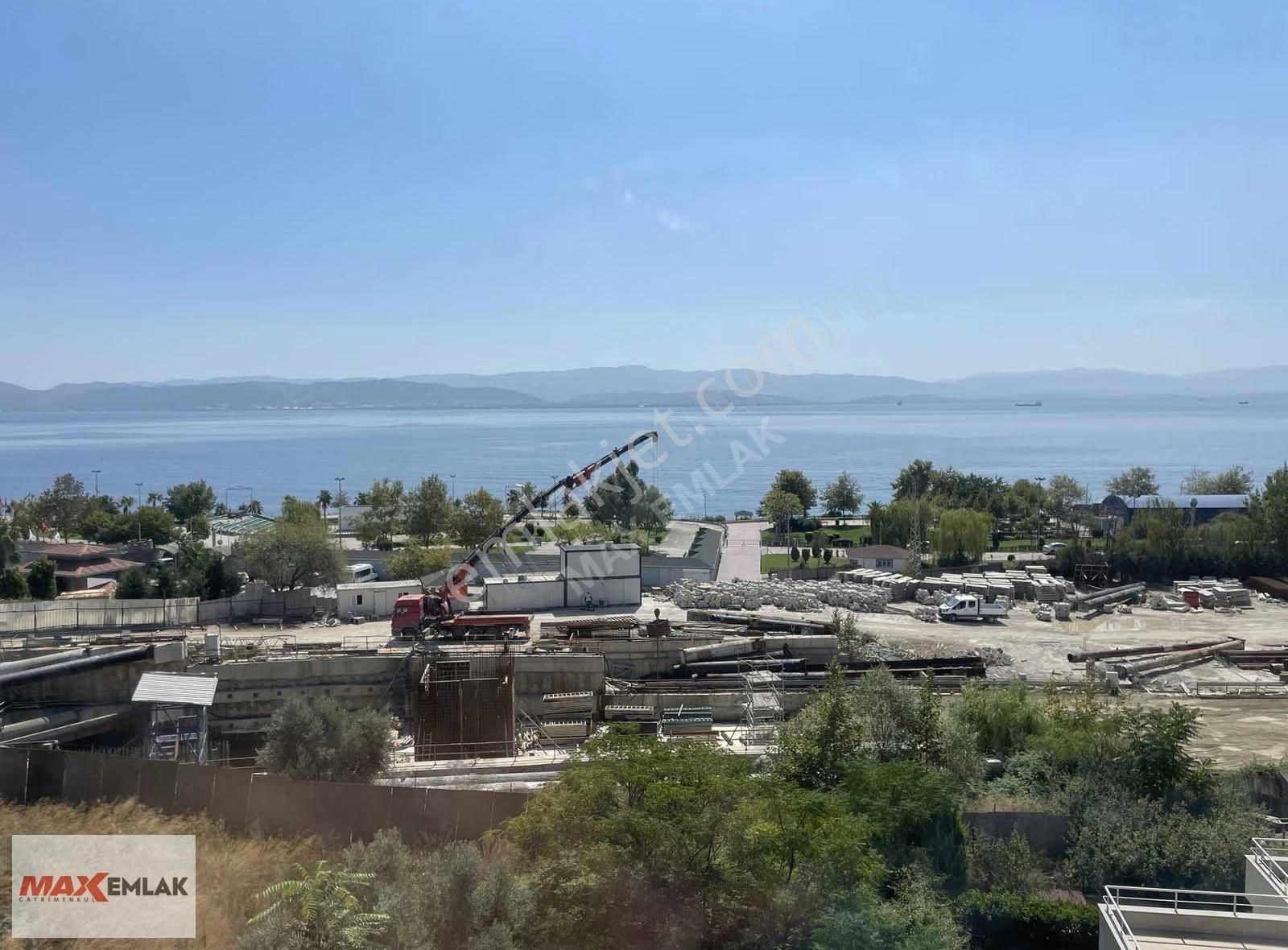 Cami Mah. Full Deniz Manzaralı 200m2 Satılık 3+1 Çatı Dublexi