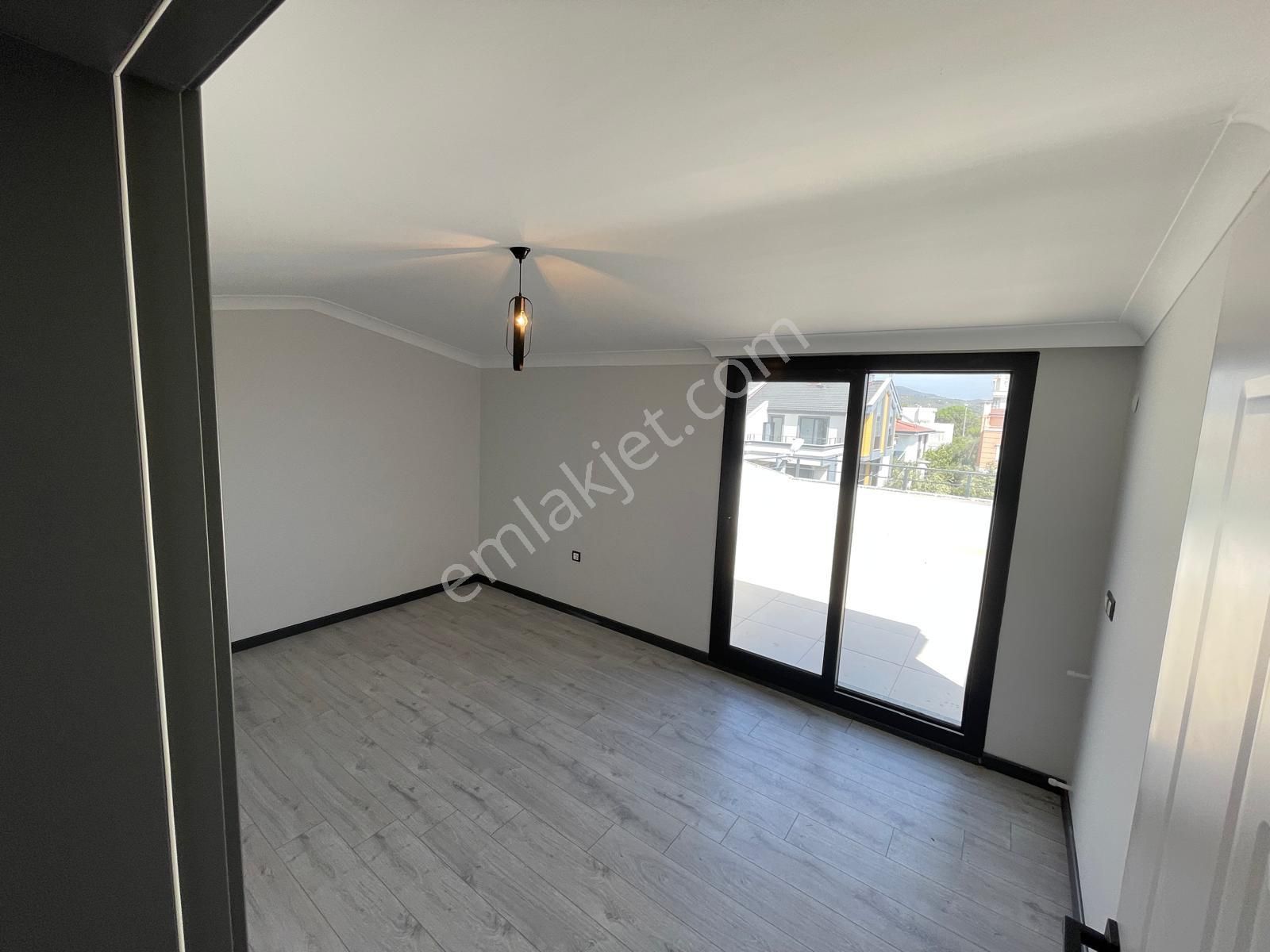 Sabri Pınarbaşı'dan Zeytinli'de Satılık Sıfır Villa - Görsel 22