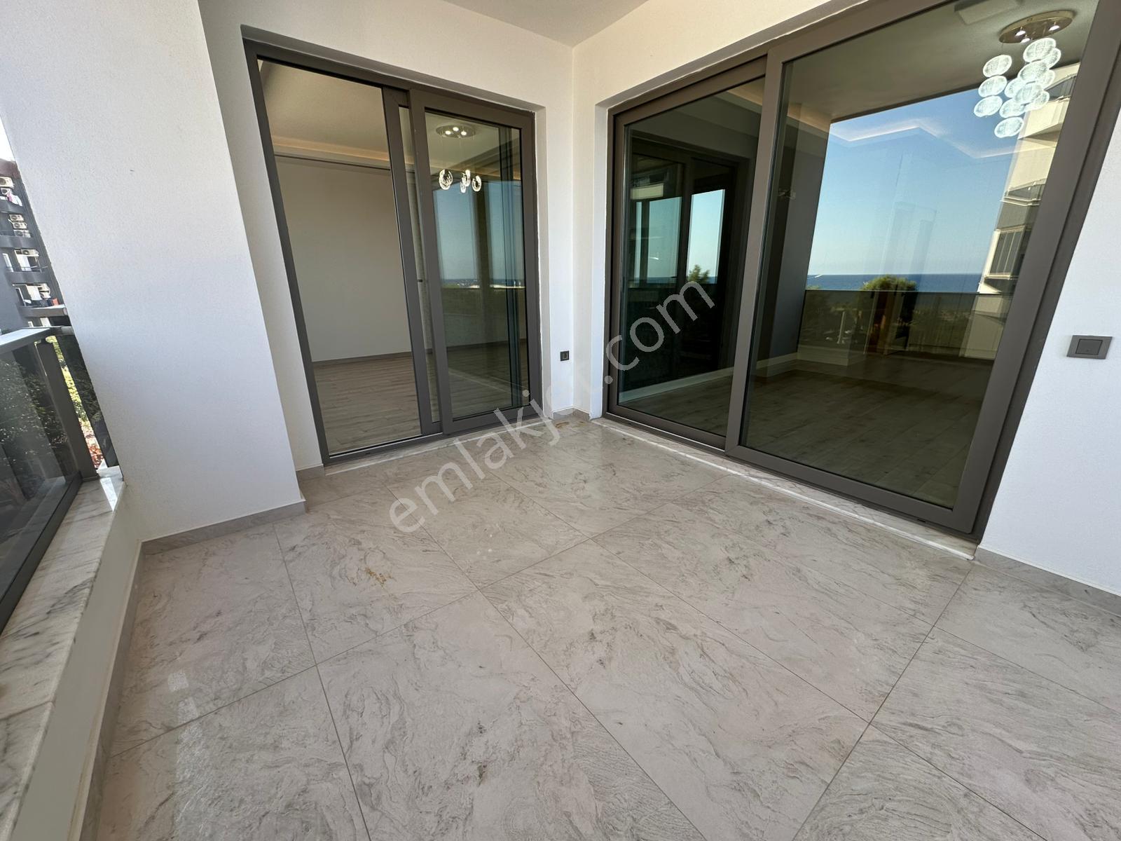 Satılık Lüks Deniz Manzaralı Daire Alata Erdemli Mersin - Görsel 44
