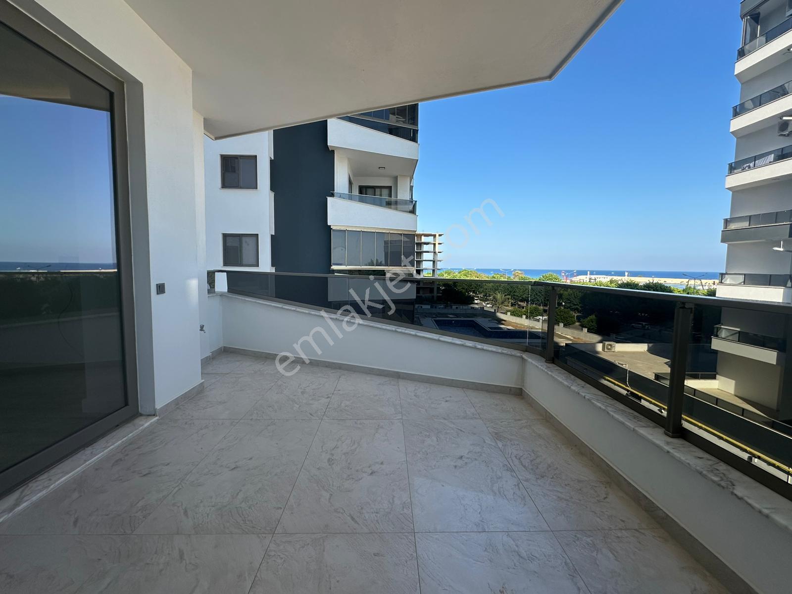 Satılık Lüks Deniz Manzaralı Daire Alata Erdemli Mersin - Görsel 18