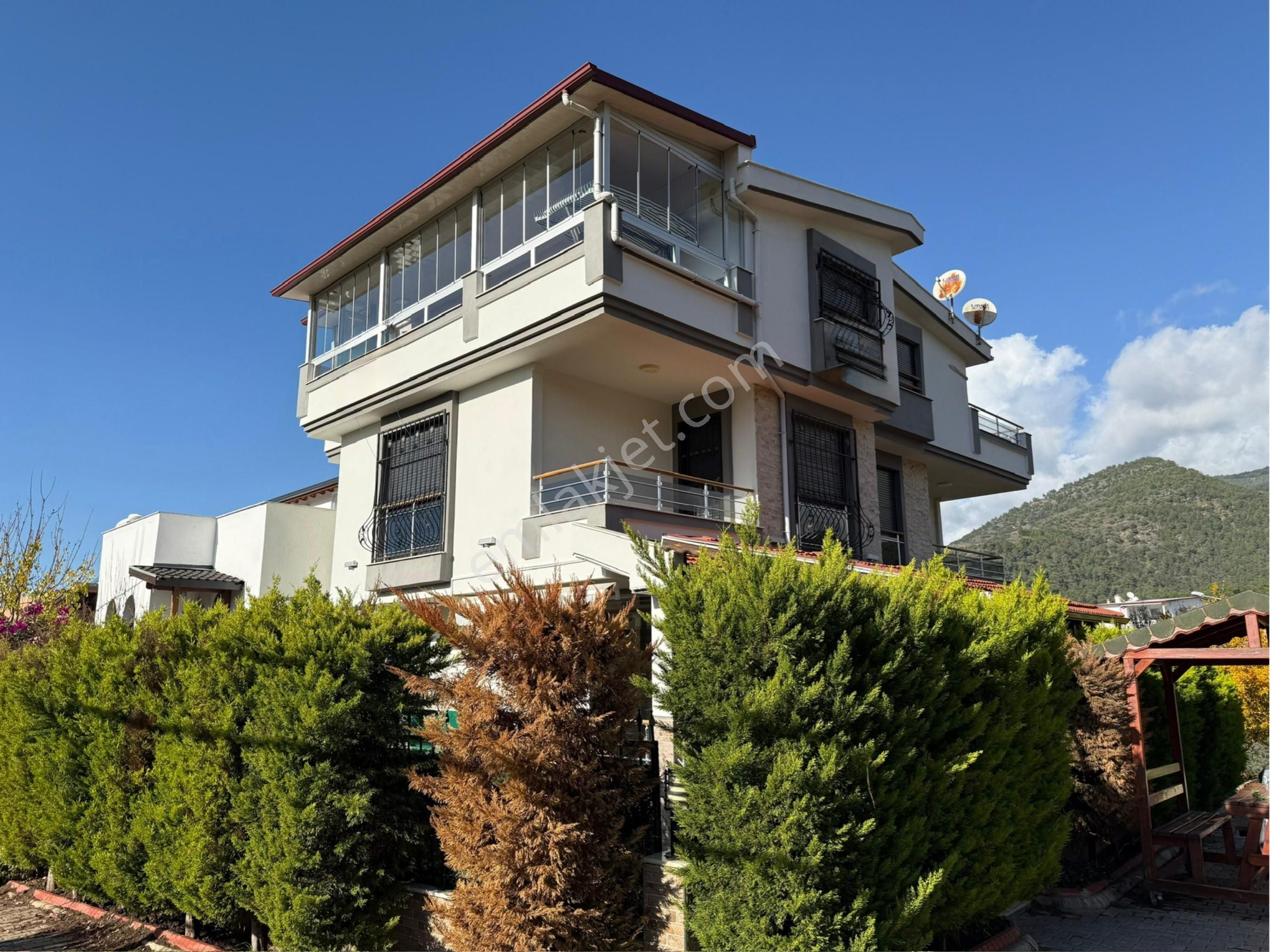 Özdere Deniz Tarafında Köşe Müstakil Villa - Görsel 29