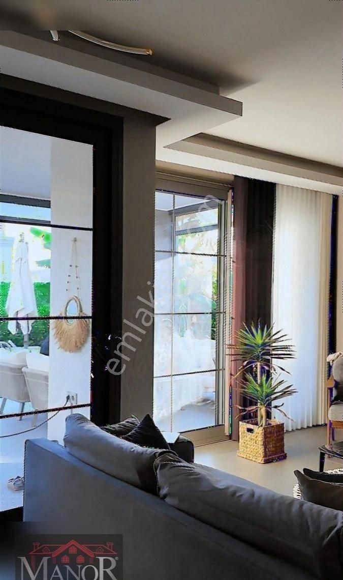 Kuşadası Merkezde Muhteşem 4+1 Süper Özelliklerde Villa - Görsel 21