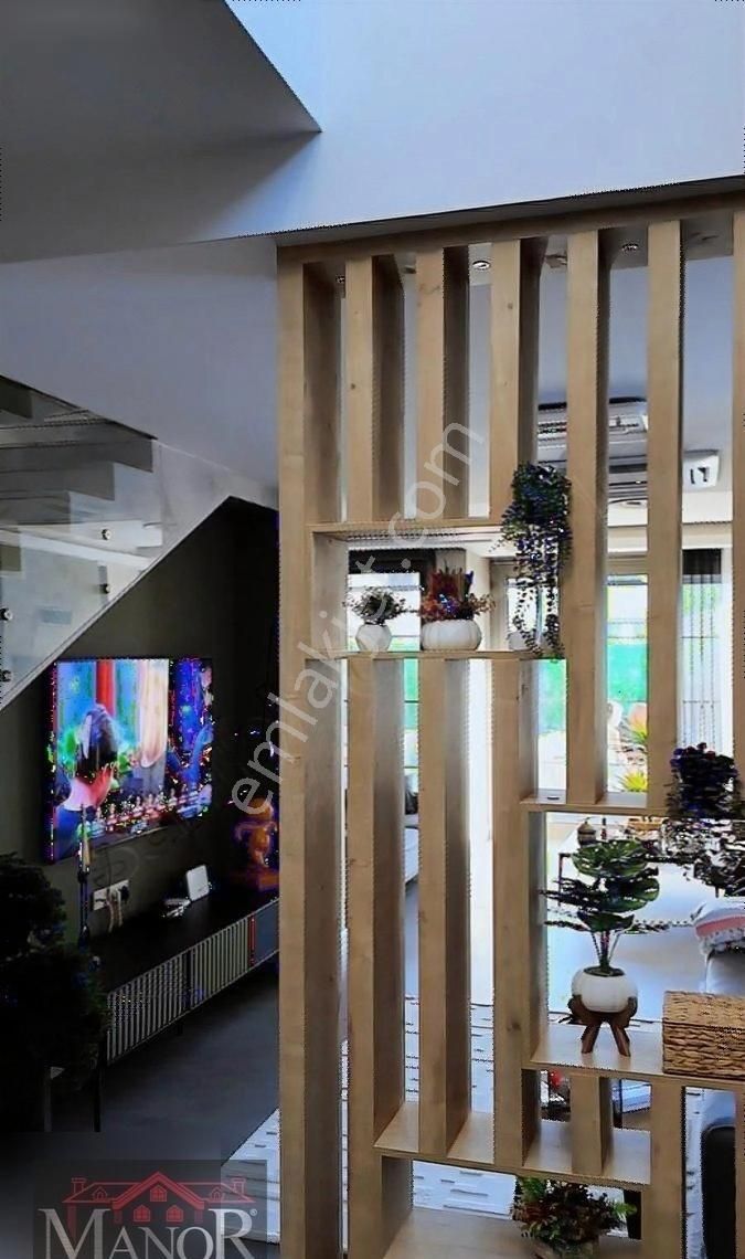 Kuşadası Merkezde Muhteşem 4+1 Süper Özelliklerde Villa - Görsel 20