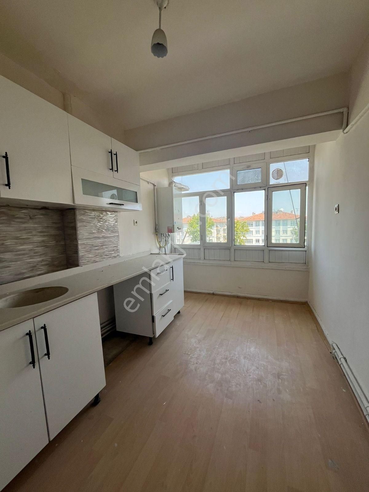 Mç Emlak'tan Yatırımlık Mareşal Çakmak Mah'sınde 3+1 Satılık Fırsat Daire - Görsel 30