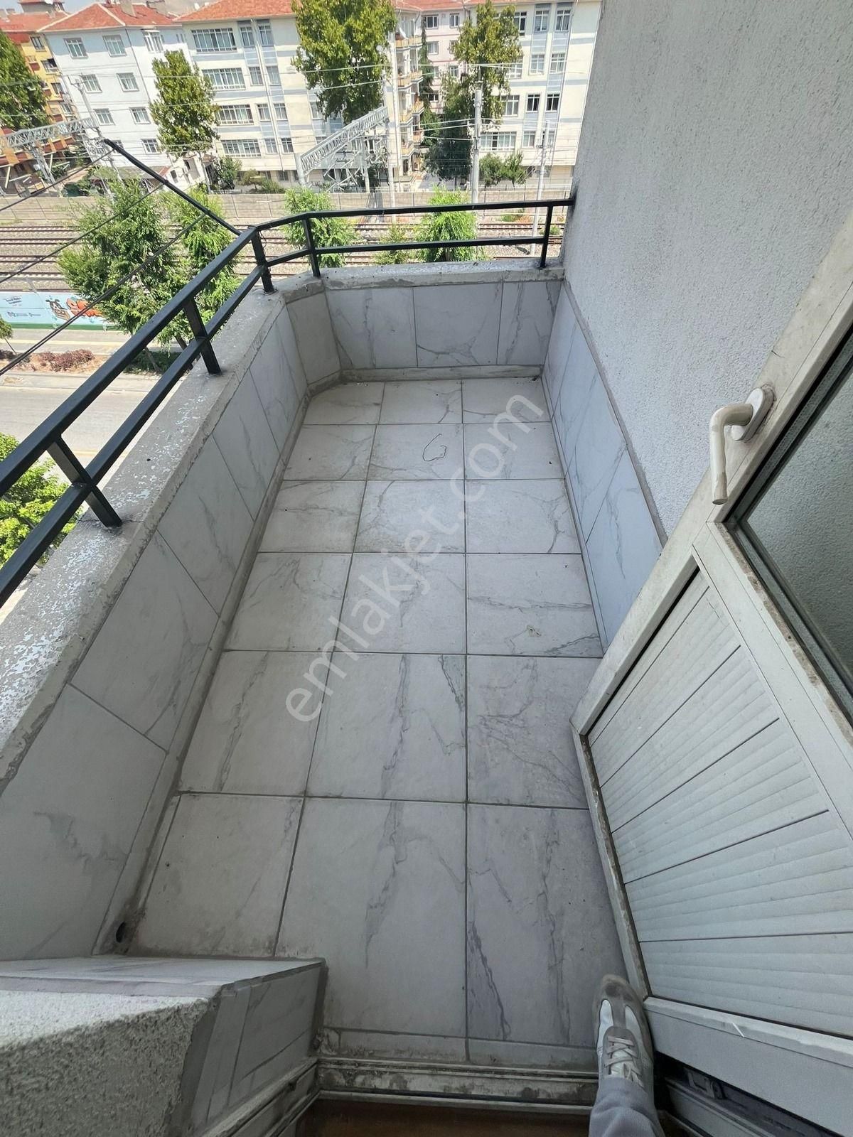 Mç Emlak'tan Yatırımlık Mareşal Çakmak Mah'sınde 3+1 Satılık Fırsat Daire - Görsel 3