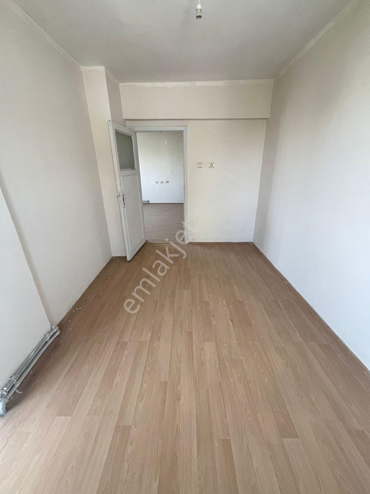 Mç Emlak'tan Yatırımlık Mareşal Çakmak Mah'sınde 3+1 Satılık Fırsat Daire - Görsel 12