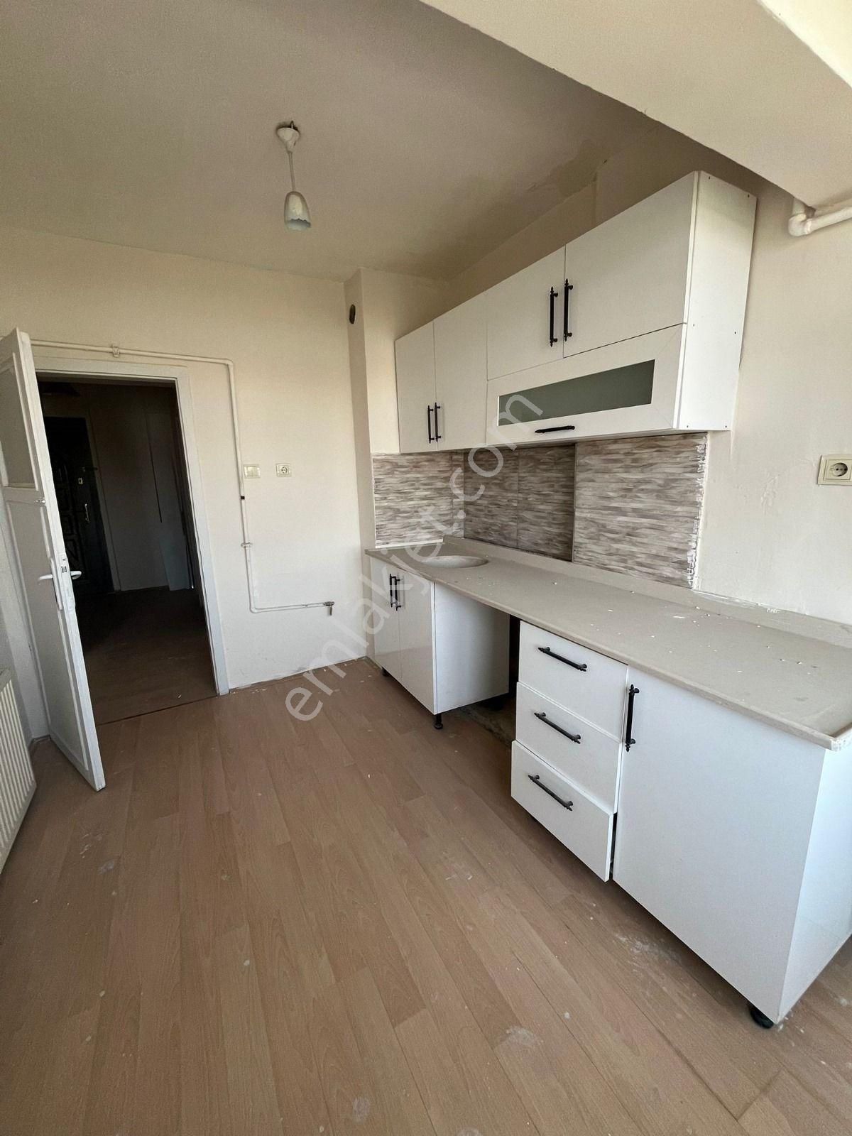 Mç Emlak'tan Yatırımlık Mareşal Çakmak Mah'sınde 3+1 Satılık Fırsat Daire - Görsel 4