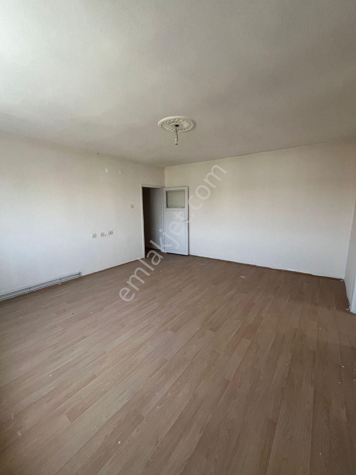 Mç Emlak'tan Yatırımlık Mareşal Çakmak Mah'sınde 3+1 Satılık Fırsat Daire - Görsel 16