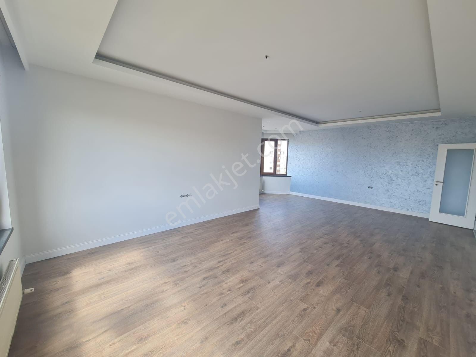 Hulusi Akar Bulvarı Üzerinde İçi Yapılı 4+1 Satılık Lüks Daire - Görsel 30