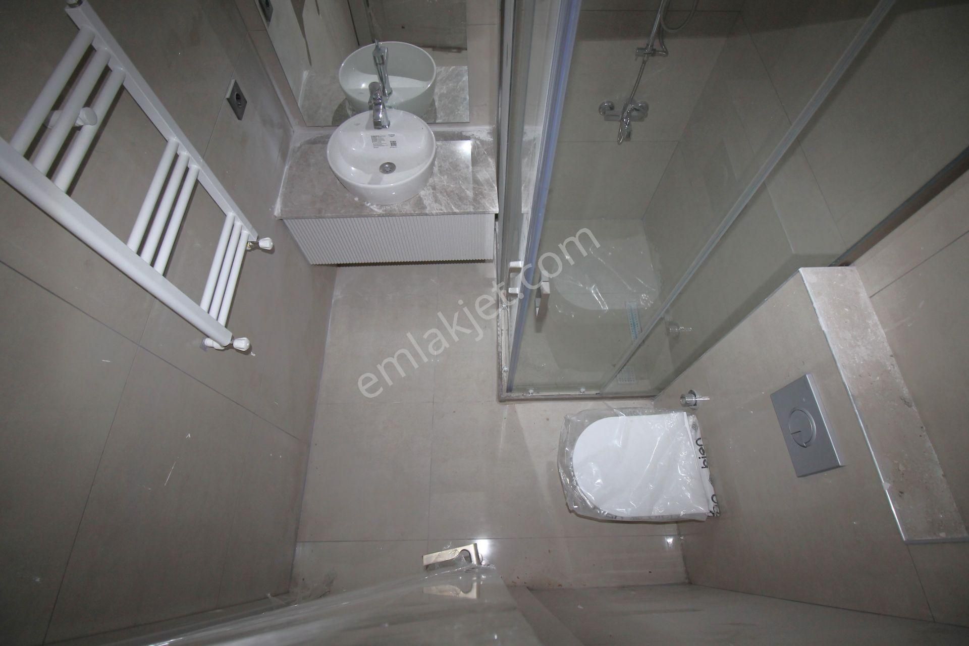 Retro’dan Kaliteli İşçilik Ve Modern Dizaynıyla Yerinizi Ayıracağınız Lüks 2+1 - Görsel 14