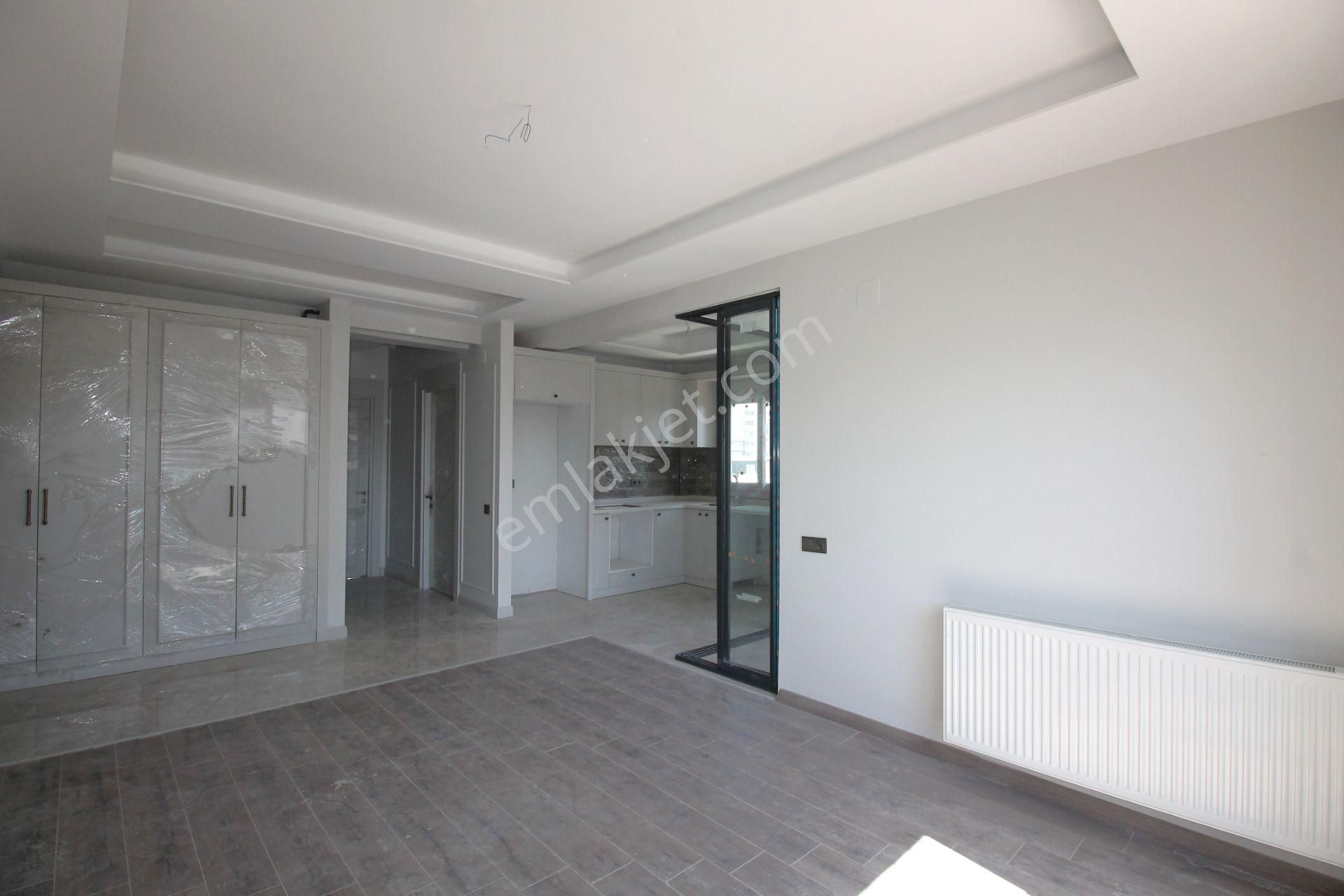 Retro’dan Kaliteli İşçilik Ve Modern Dizaynıyla Yerinizi Ayıracağınız Lüks 2+1 - Görsel 2