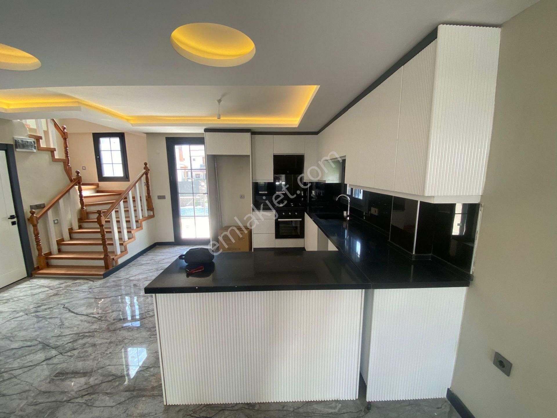 Rota Emlak'tan Doğanbeyde Tek Müstakil Havuzlu Satılık 3+1 Villa - Görsel 6